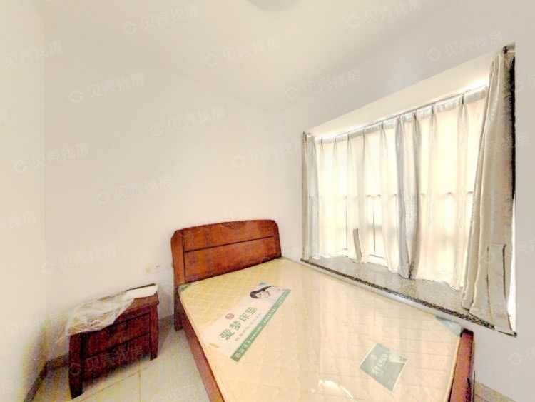 后海温泉小镇 3室2厅1卫 79.0万 后海温泉小镇 3室2厅1卫 79.0万客厅