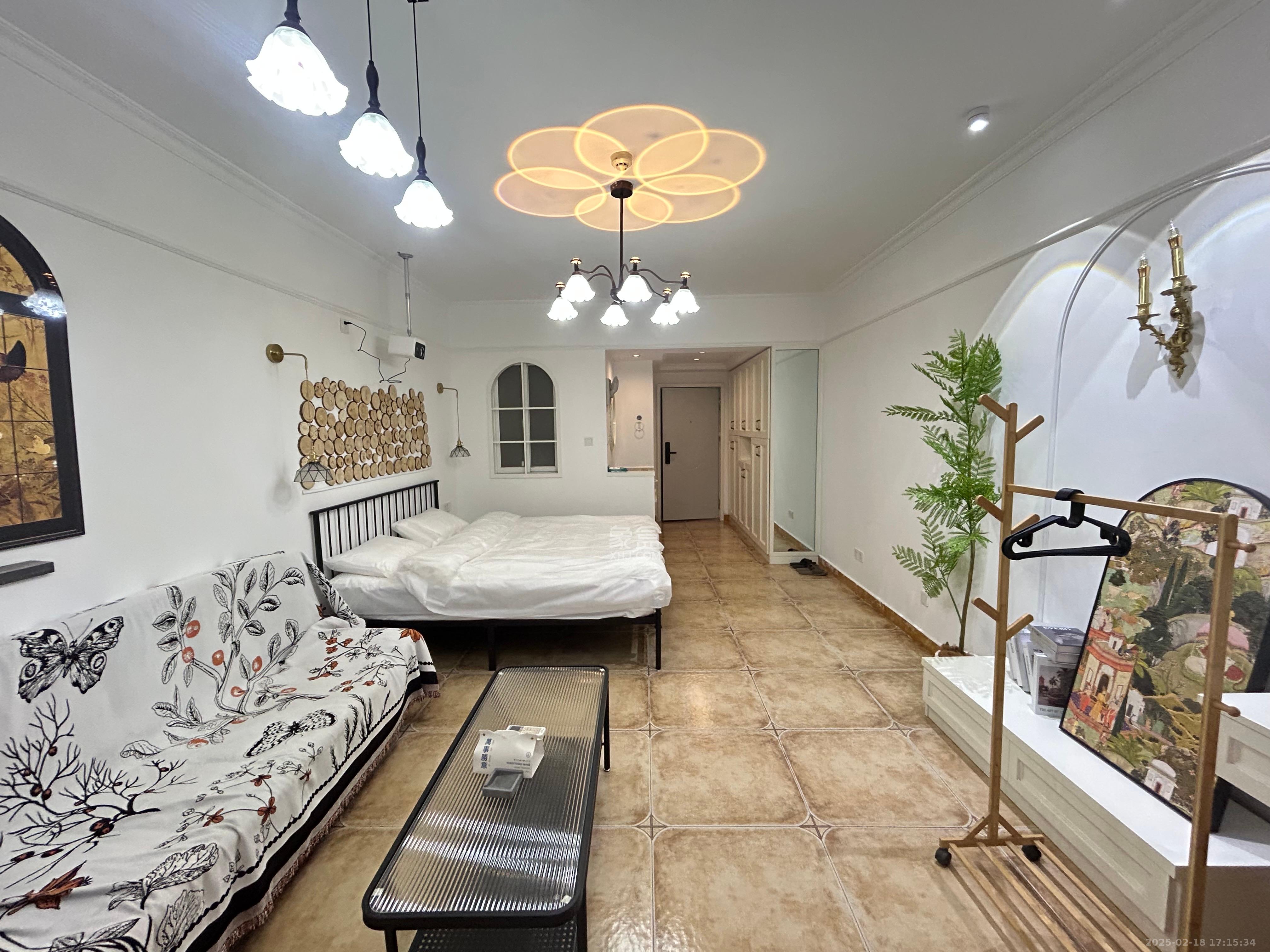 怡海星城 1室1厅1卫 1300.0元/月 怡海星城 1室1厅1卫 1300.0元/月室内图