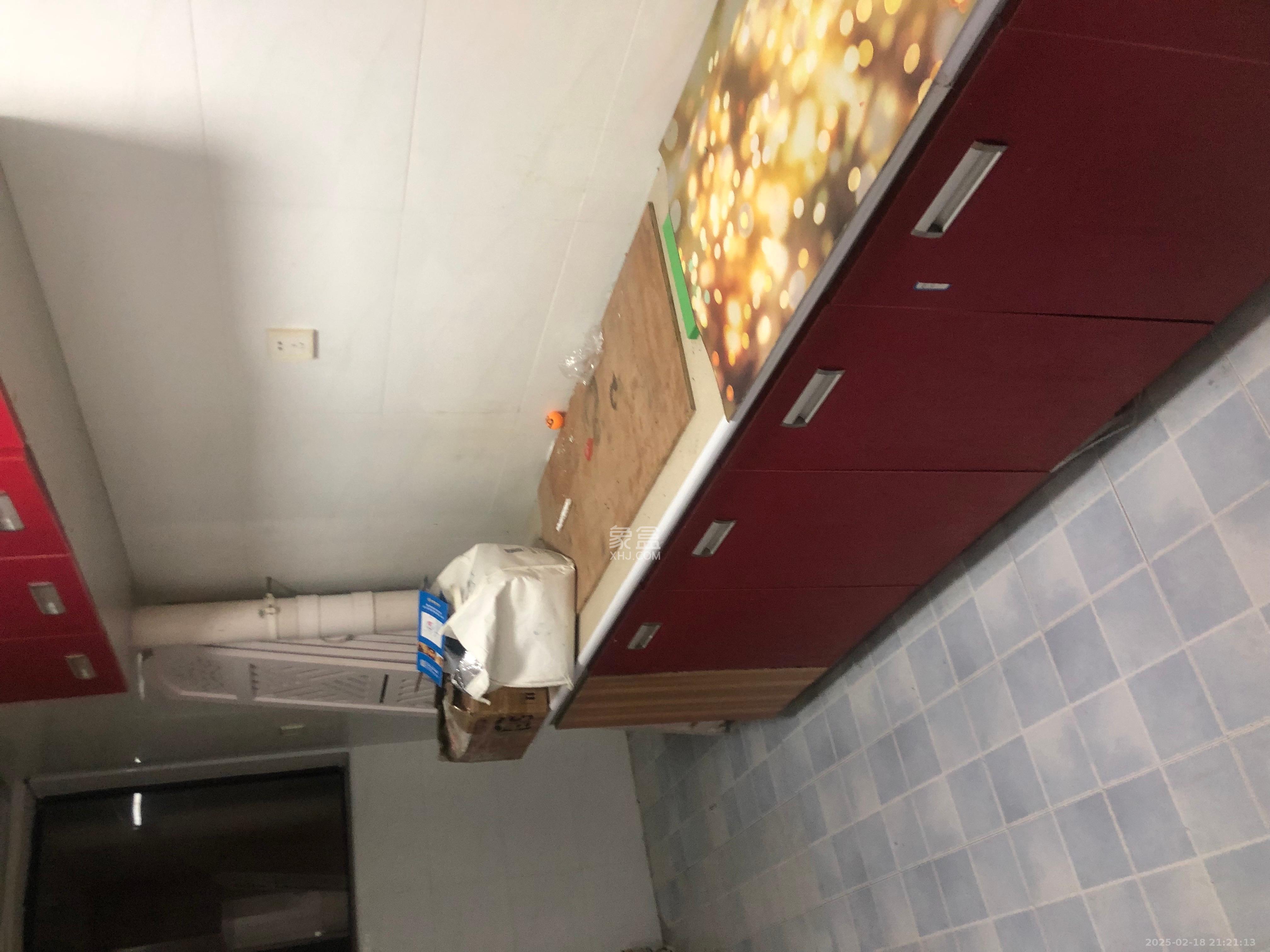 和庄  3室1厅1卫   2500.00元/月室内图