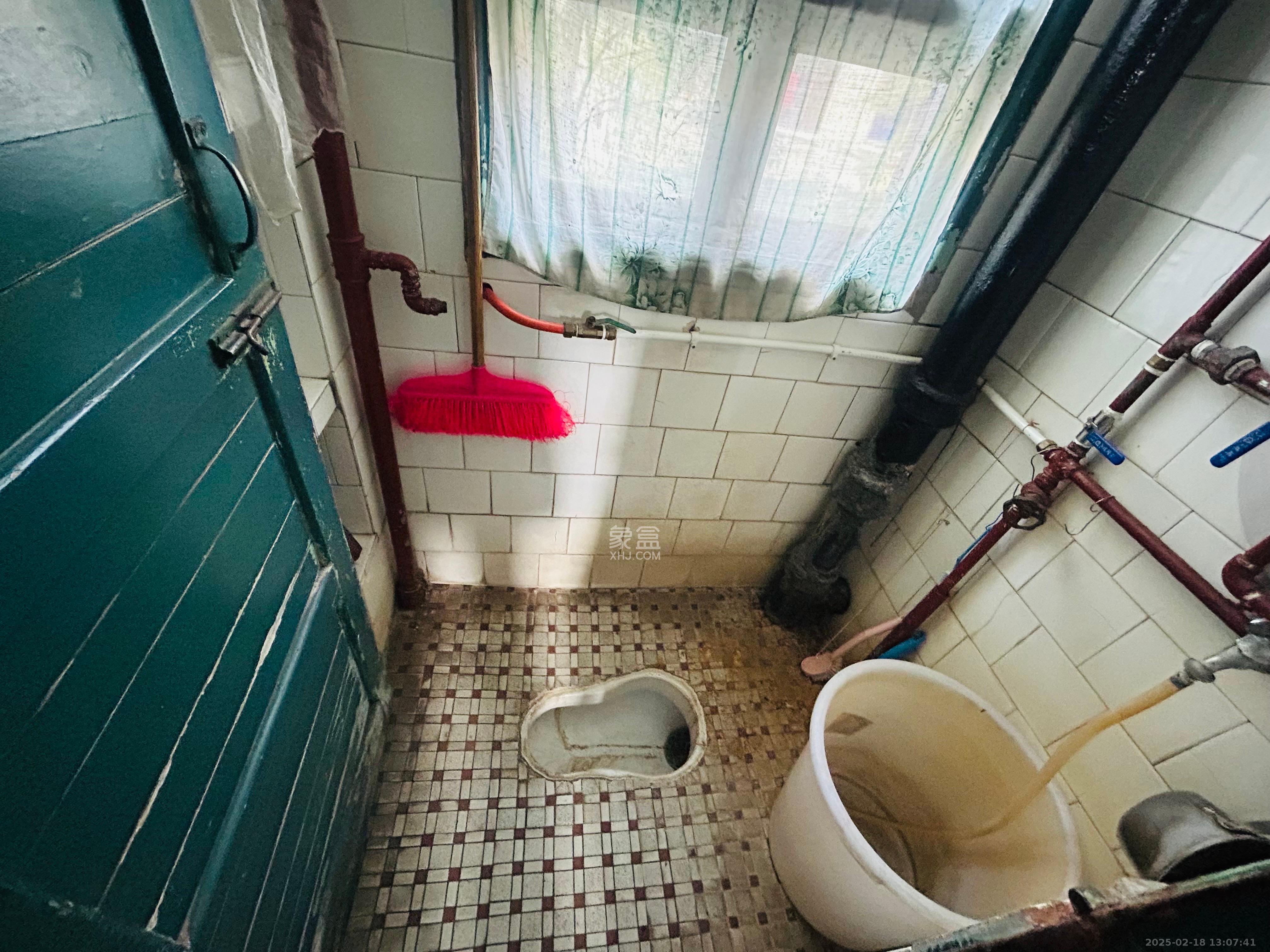 解放村 2室1厅1卫 500.0元/月 解放村 2室1厅1卫 500.0元/月室内图