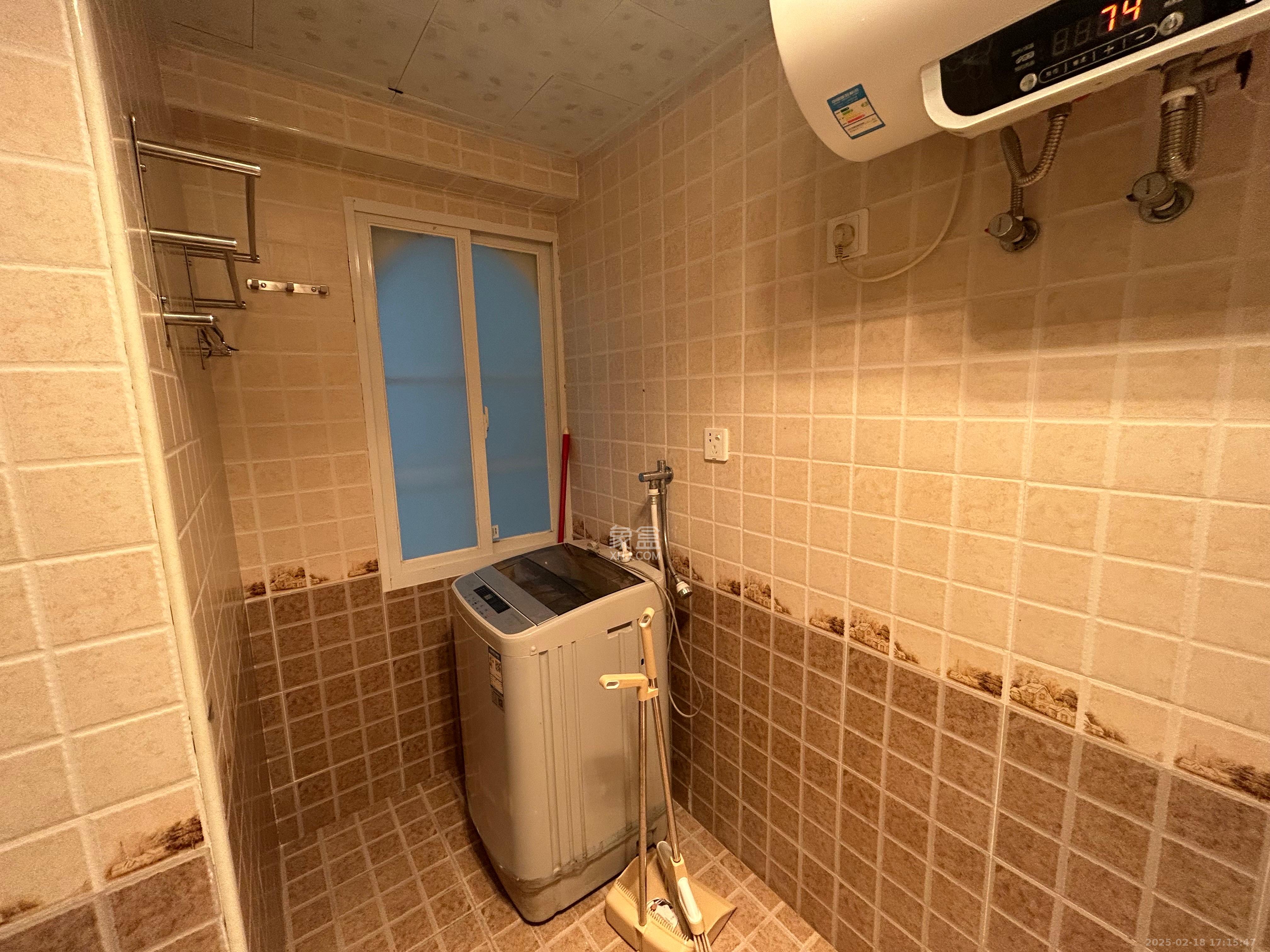 怡海星城 1室1厅1卫 1300.0元/月 怡海星城 1室1厅1卫 1300.0元/月室内图