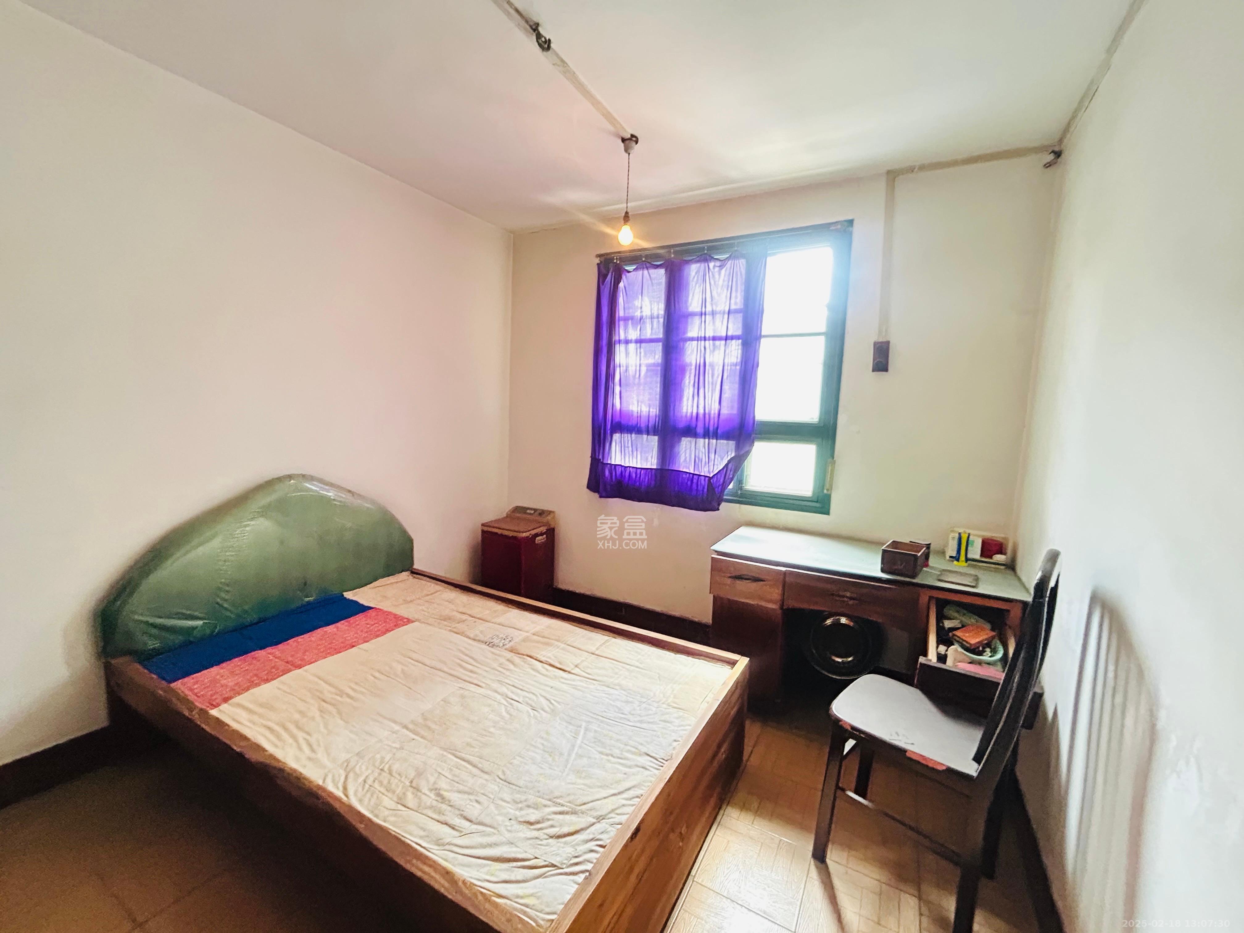 解放村 2室1厅1卫 500.0元/月 解放村 2室1厅1卫 500.0元/月室内图