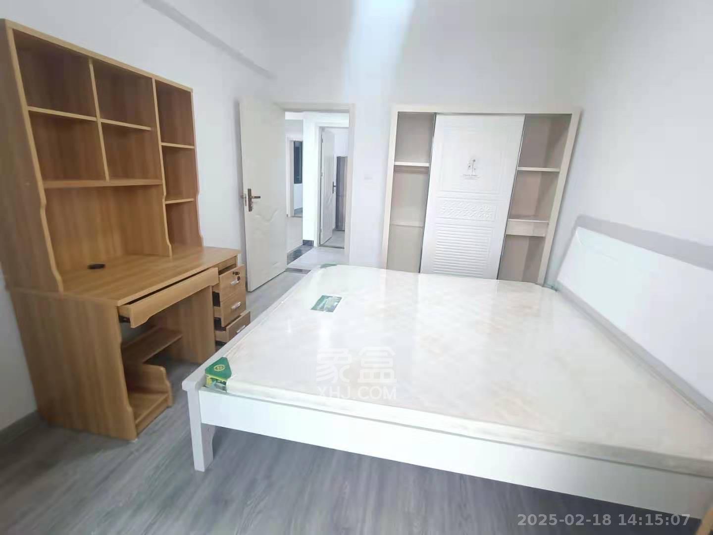 华银南苑融域  2室2厅1卫   2700.00元/月室内图
