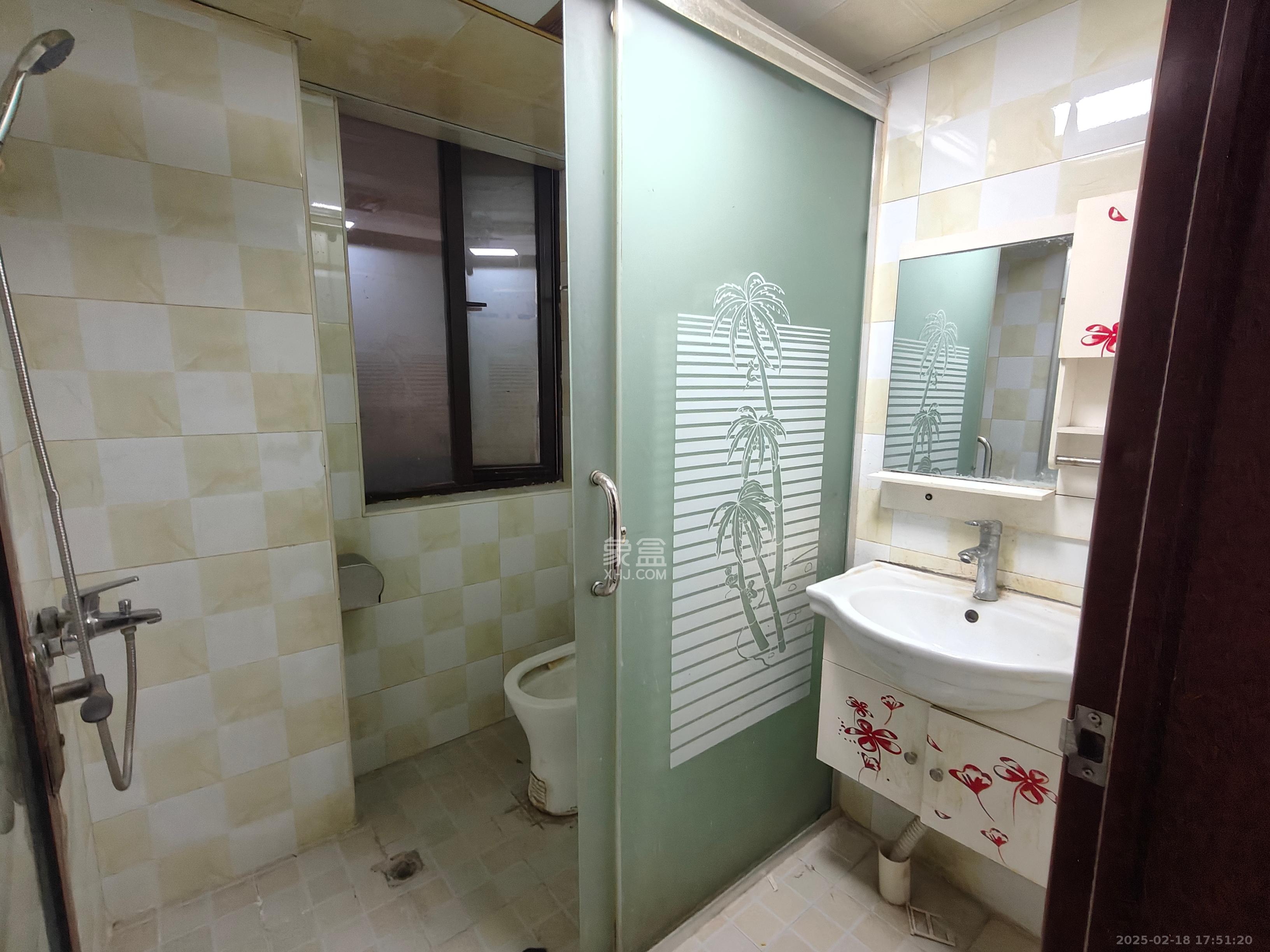 梅溪鑫苑名家 3室2厅1卫 2300.0元/月 梅溪鑫苑名家 3室2厅1卫 2300.0元/月室内图