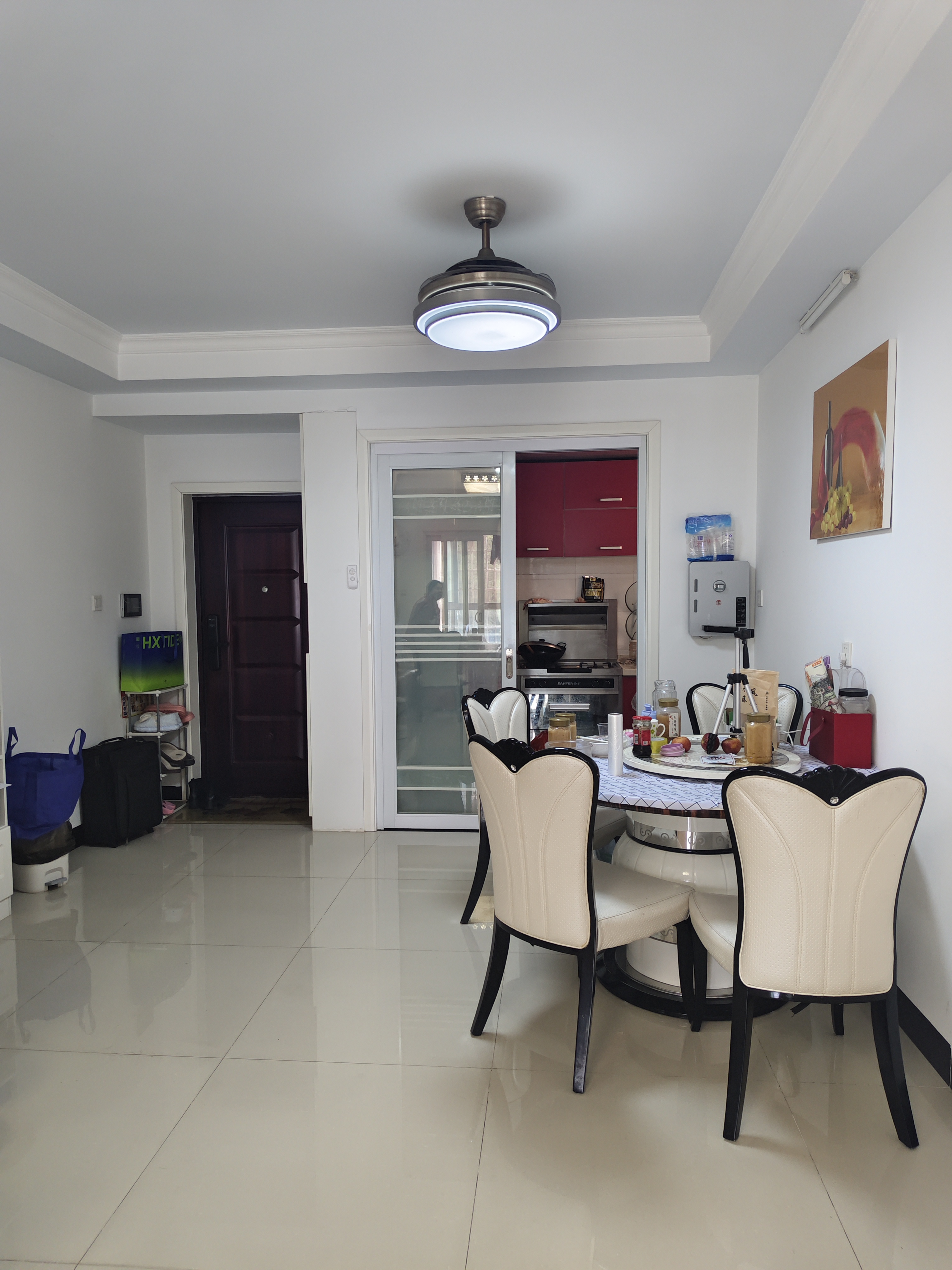 上尚城  2室2厅1卫    79.0万客厅