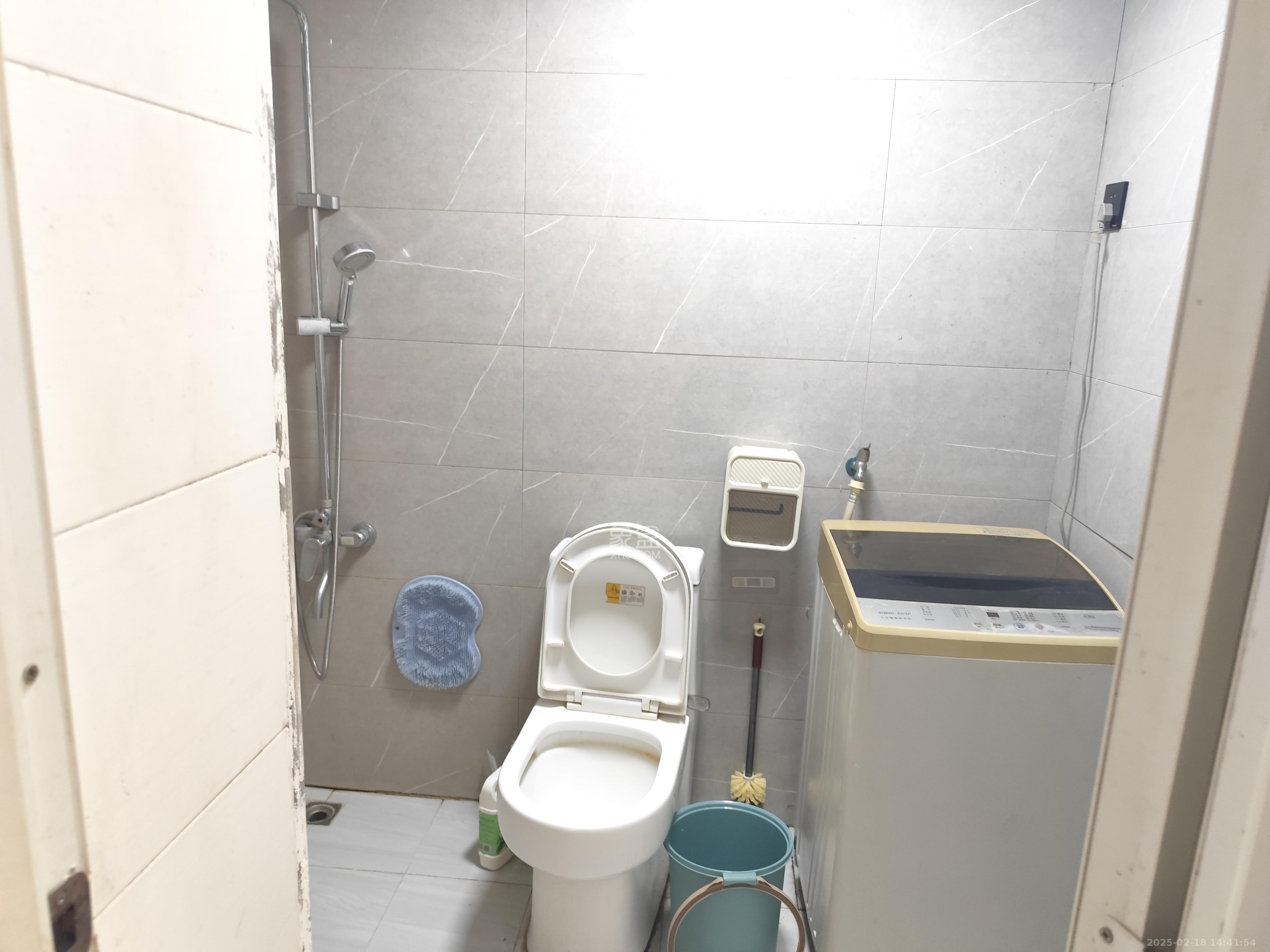 BOBO国际 1室1厅1卫 2200.0元/月 BOBO国际 1室1厅1卫 2200.0元/月室内图