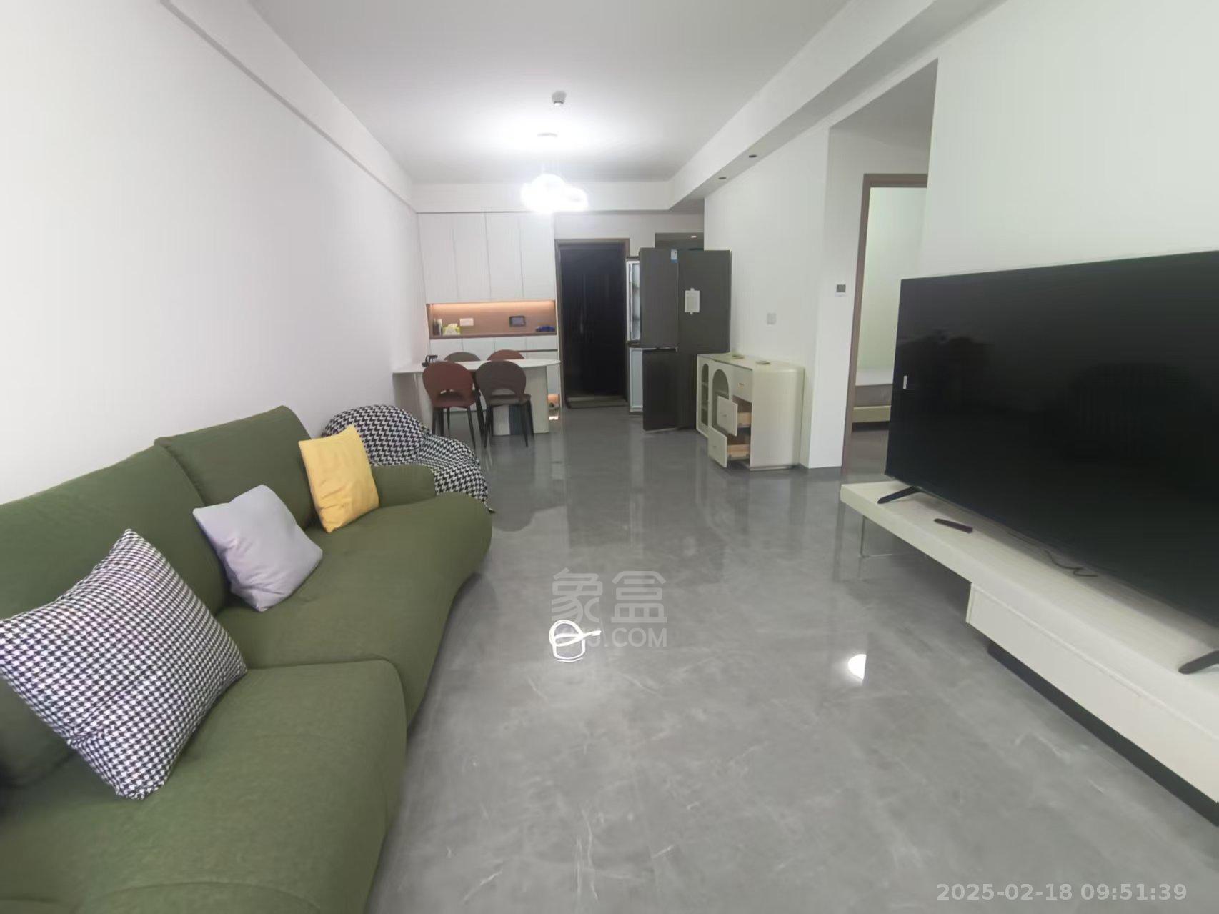 华晨神农湾 2室2厅1卫 2800.0元/月 华晨神农湾 2室2厅1卫 2800.0元/月室内图