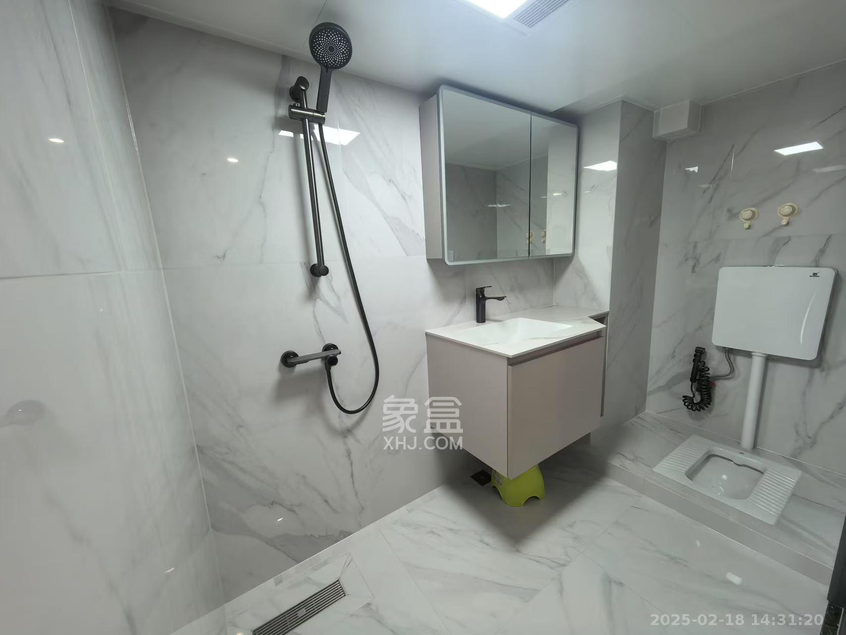 映客龙湖璟翠公馆（映客龙湖璟翠中心）   45.0㎡     2300.00元/月室内图