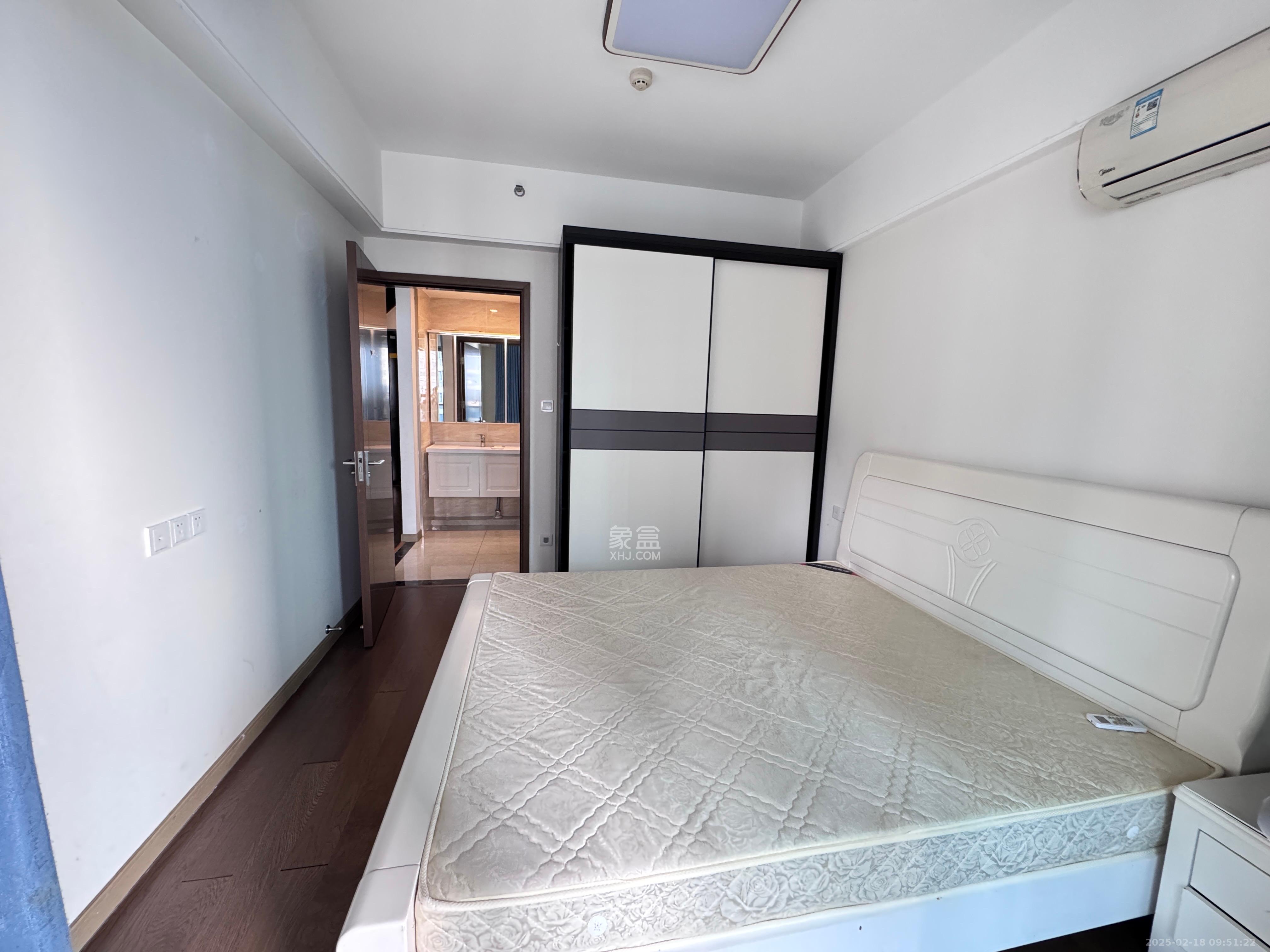 保利天禧C区 3室2厅2卫 6000.0元/月 保利天禧C区 3室2厅2卫 6000.0元/月室内图