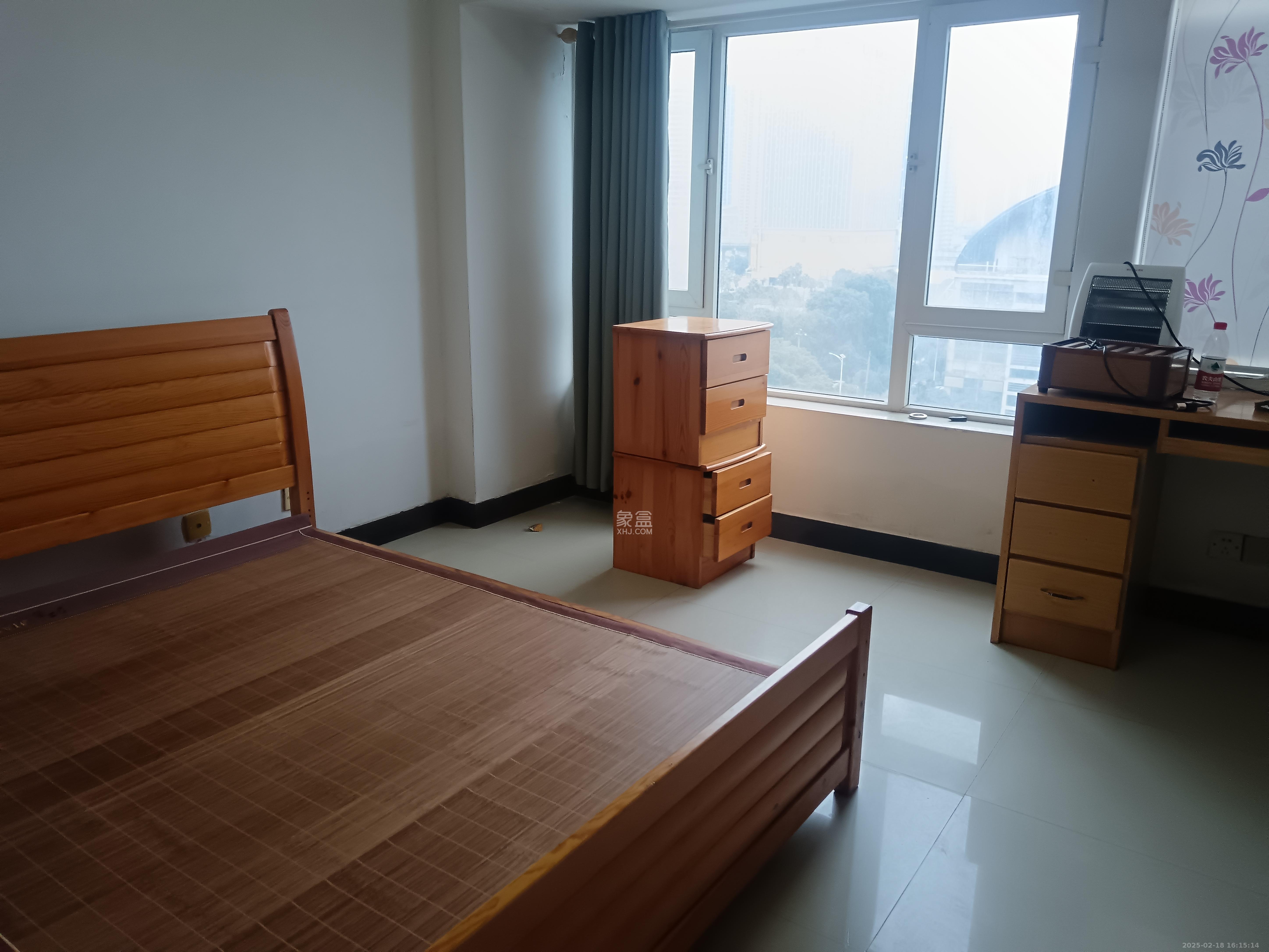 红区抽屉  2室1厅1卫   1600.00元/月室内图