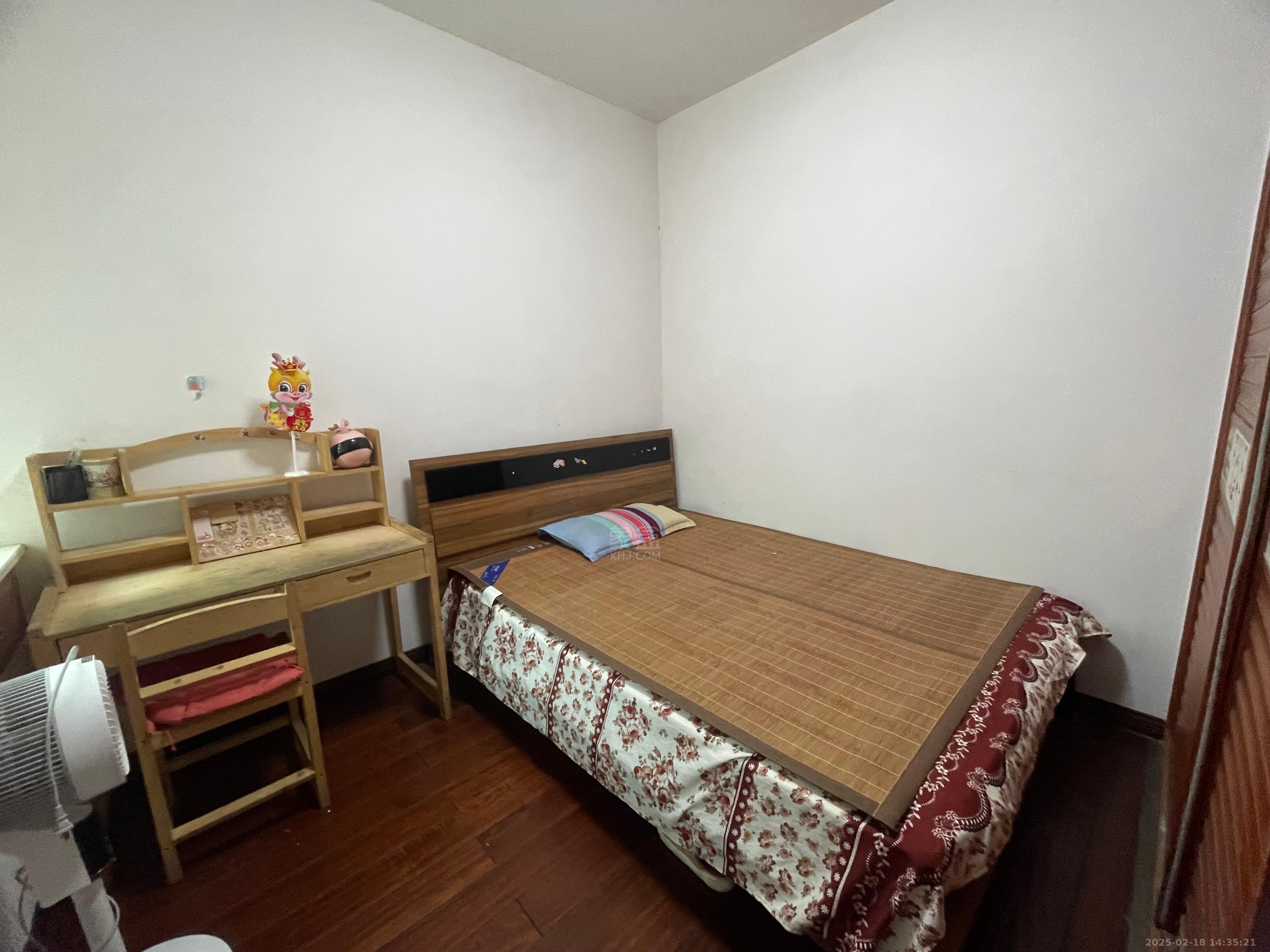 庐山恋 3室2厅2卫 1600.0元/月 庐山恋 3室2厅2卫 1600.0元/月室内图