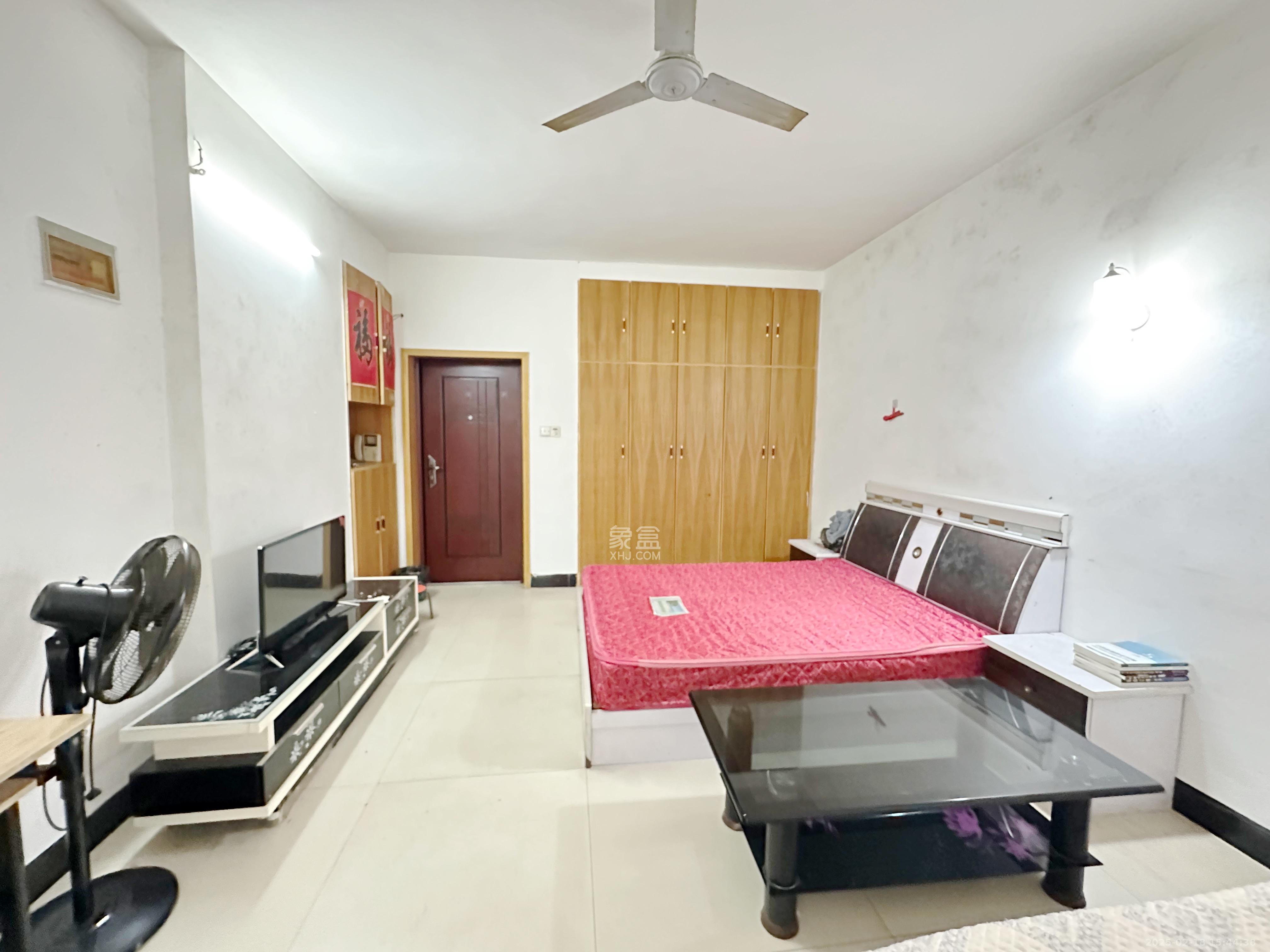 锦绣华庭 1室1厅1卫 700.0元/月 锦绣华庭 1室1厅1卫 700.0元/月室内图