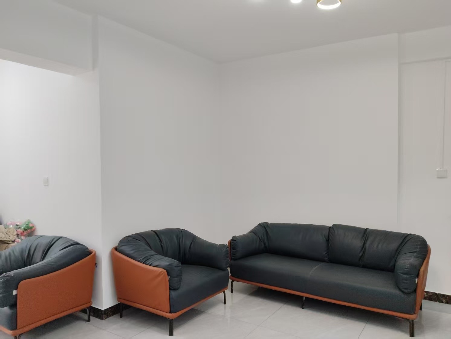 南玻公寓 3室2厅2卫 115.0万 南玻公寓 3室2厅2卫 115.0万客厅