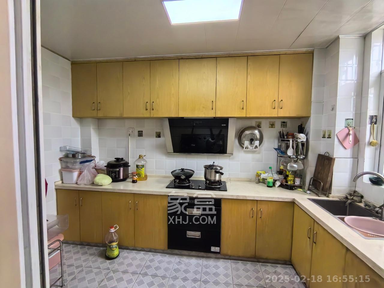 凯富漫城 3室2厅2卫 1500.0元/月 凯富漫城 3室2厅2卫 1500.0元/月室内图