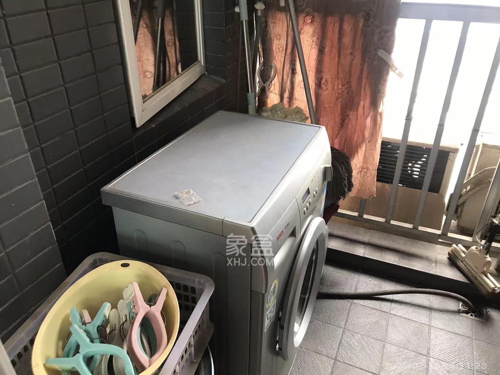 芙蓉公馆 1室0厅0卫 2400.0元/月 芙蓉公馆 1室0厅0卫 2400.0元/月室内图