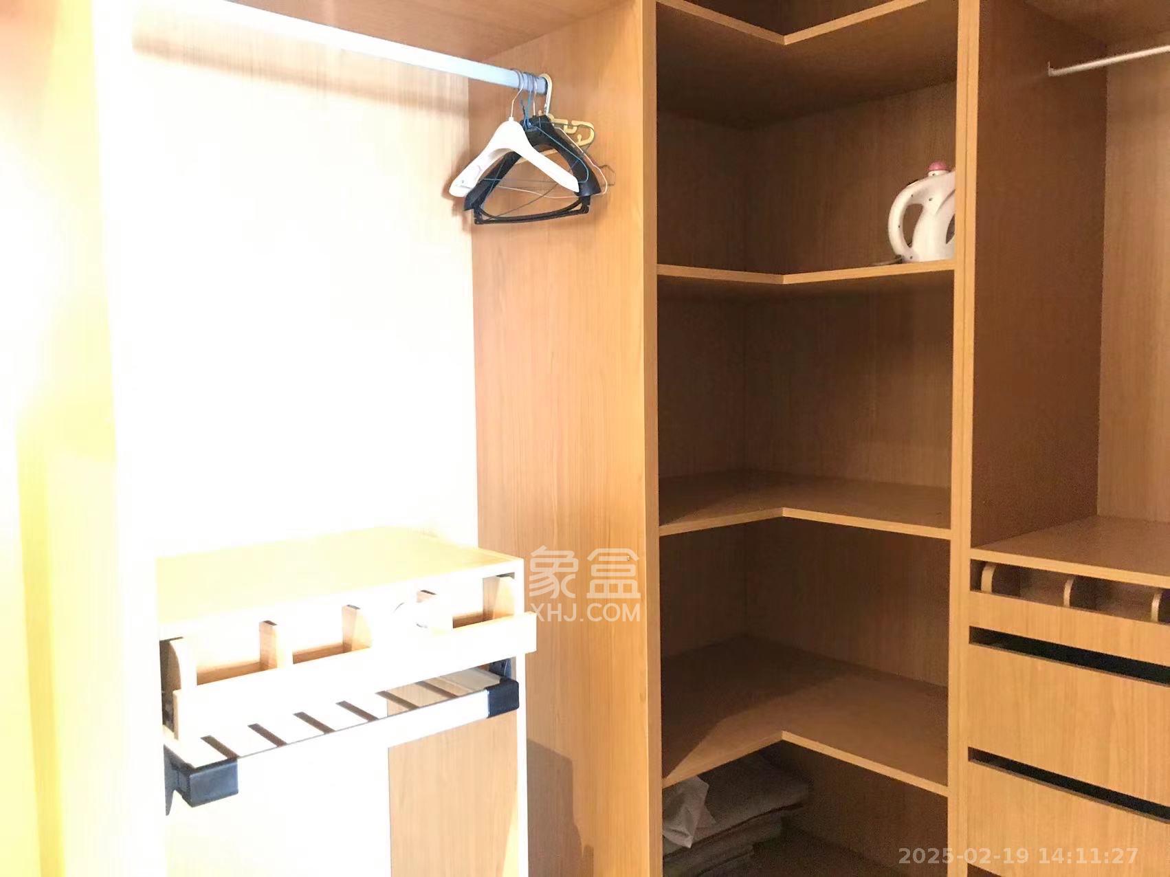 芙蓉公馆 1室0厅0卫 2400.0元/月 芙蓉公馆 1室0厅0卫 2400.0元/月室内图