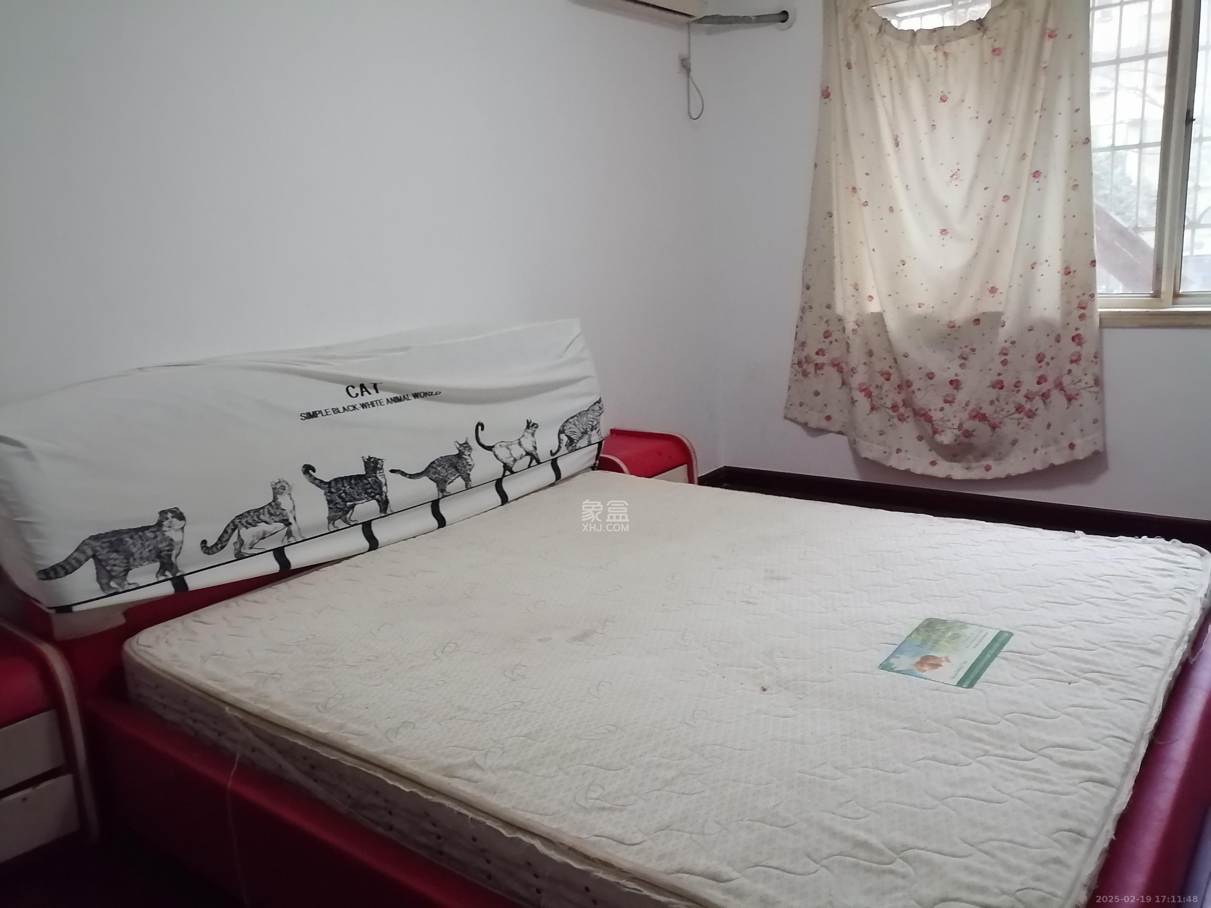 富绿新村  3室1厅1卫   1900.00元/月室内图