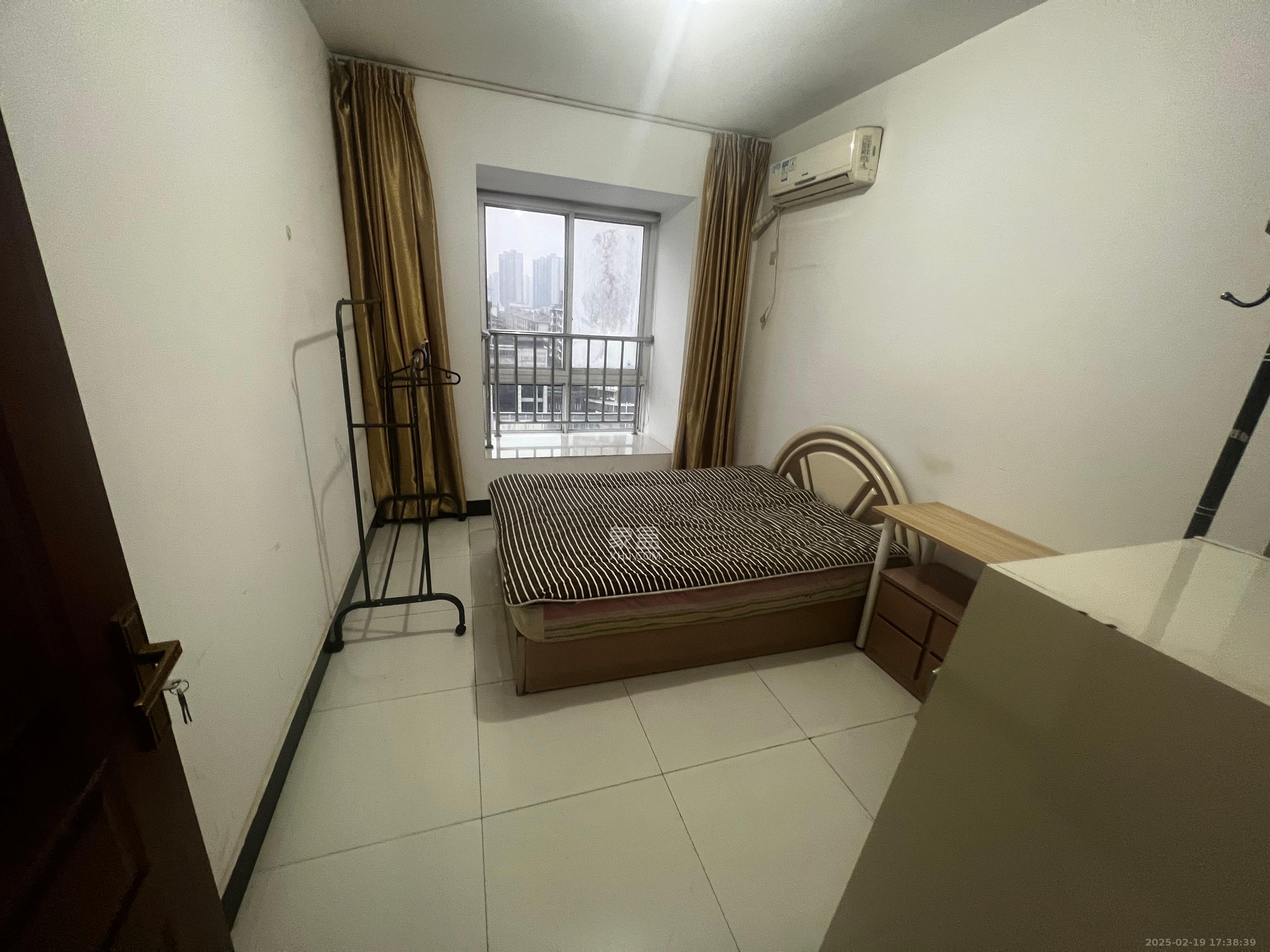 古汉名居  4室2厅2卫    3200.0元/月 古汉名居  4室2厅2卫    3200.0元/月室内图