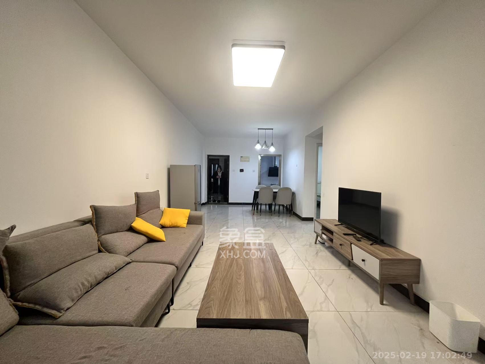 洋湖18克拉(旷远洋湖18克拉) 3室1厅1卫 2980.0元/月 洋湖18克拉(旷远洋湖18克拉) 3室1厅1卫 2980.0元/月室内图