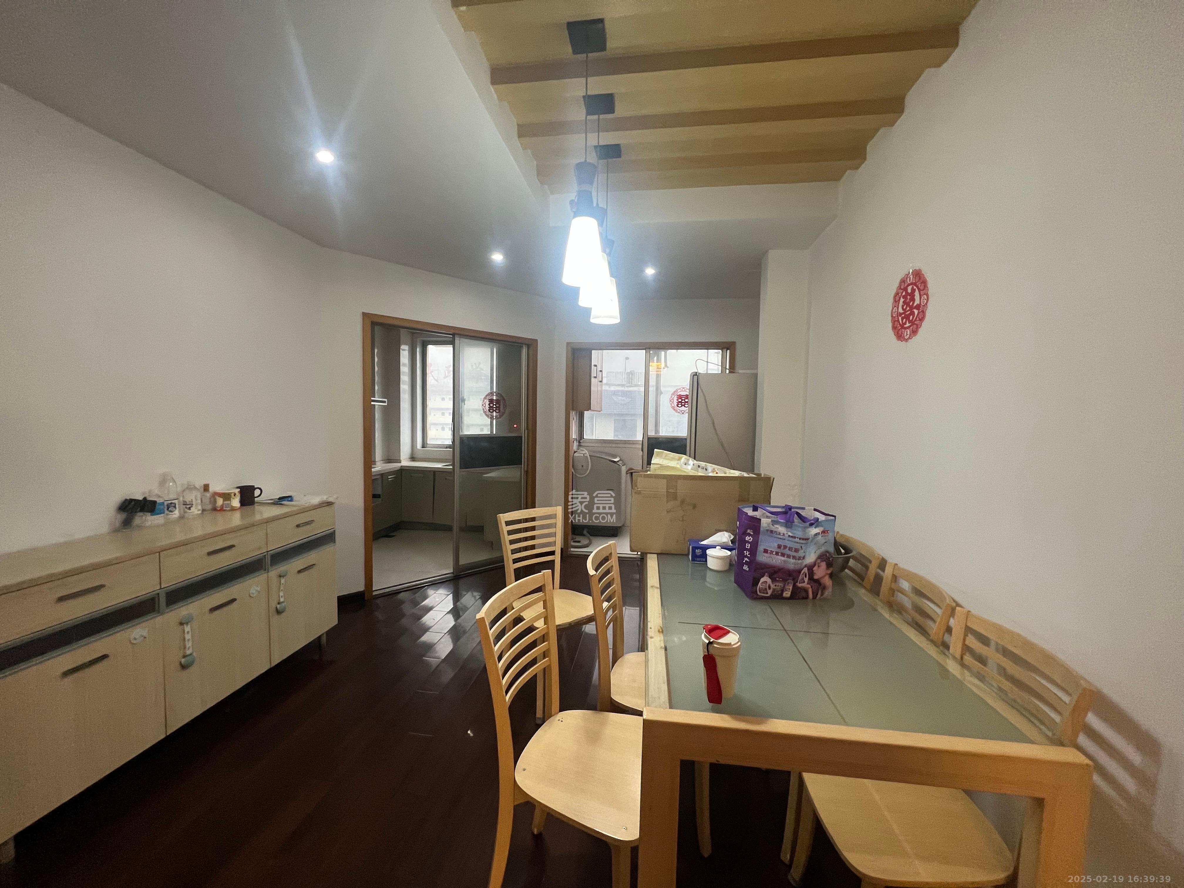 澧水家园  3室2厅2卫   2600.00元/月室内图