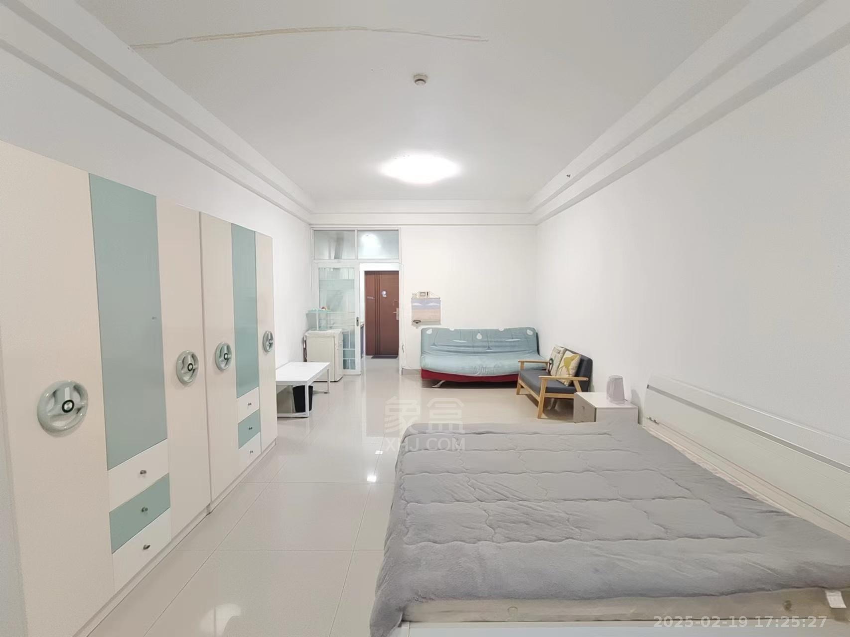 时尚新天地(平和堂) 1室1厅1卫 1200.0元/月 时尚新天地(平和堂) 1室1厅1卫 1200.0元/月室内图