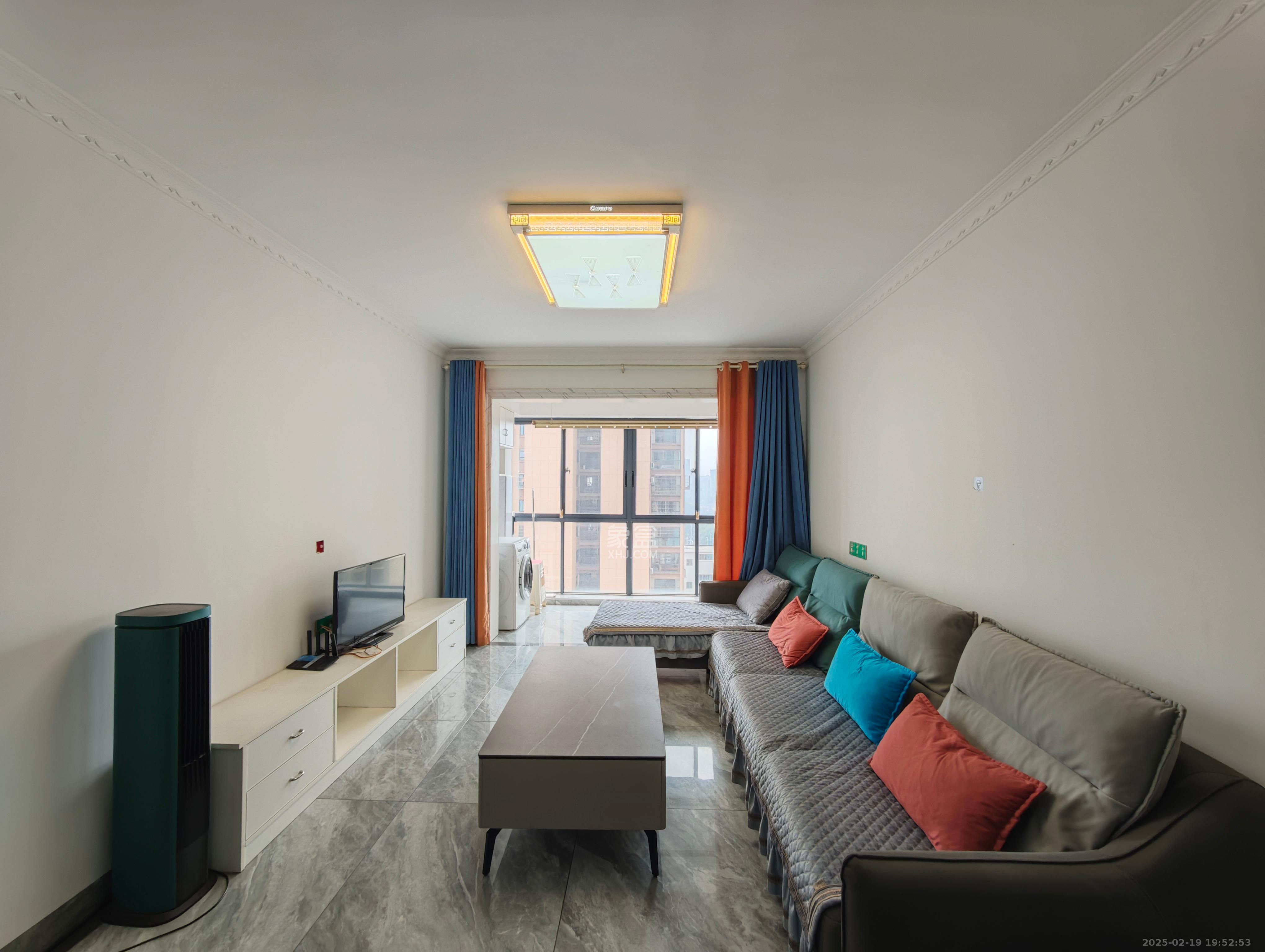 时代港湾 3室2厅2卫 2400.0元/月 时代港湾 3室2厅2卫 2400.0元/月室内图