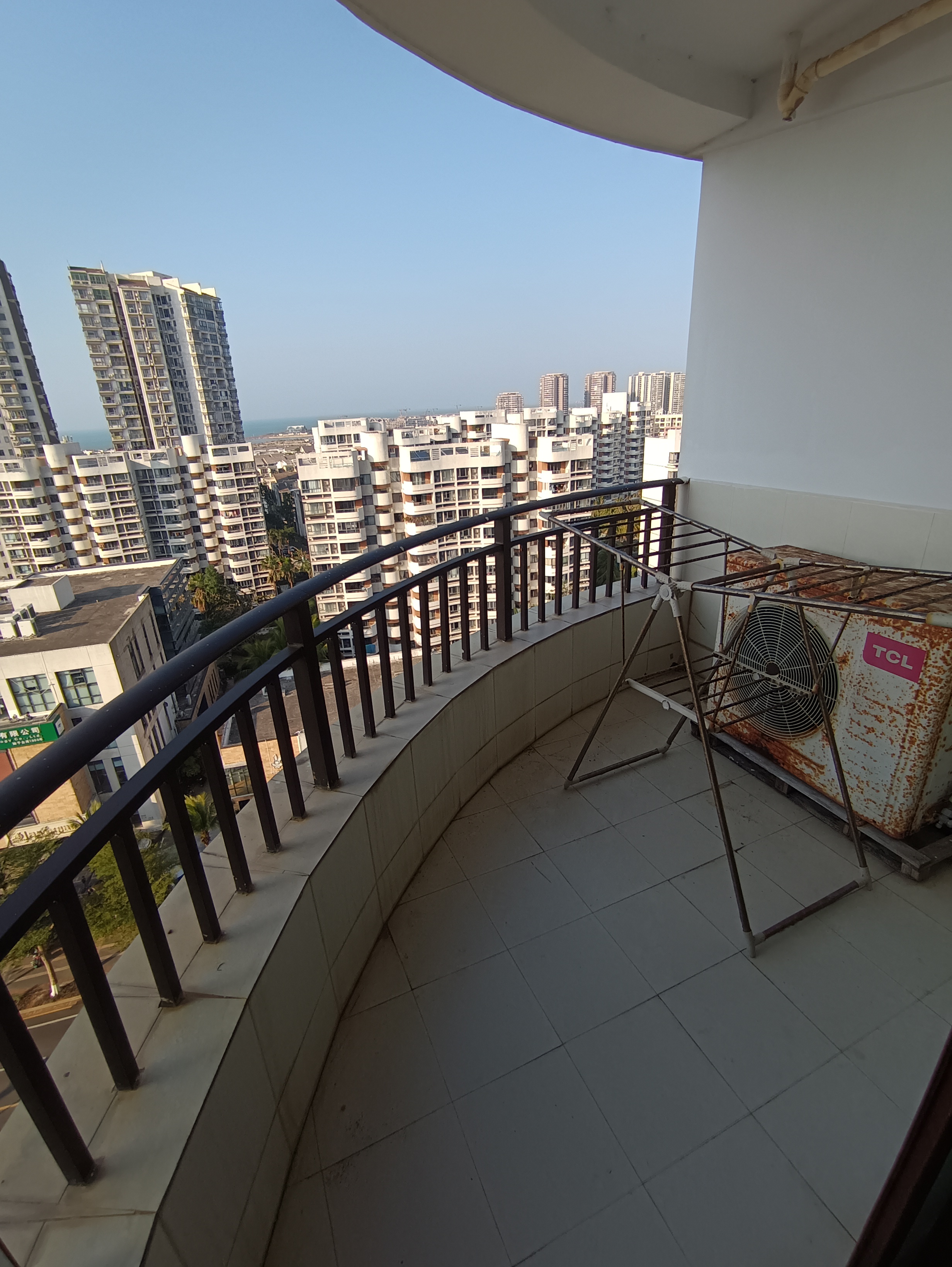 蔚蓝海语印象 1室1厅1卫 2100.0元/月 蔚蓝海语印象 1室1厅1卫 2100.0元/月室内图