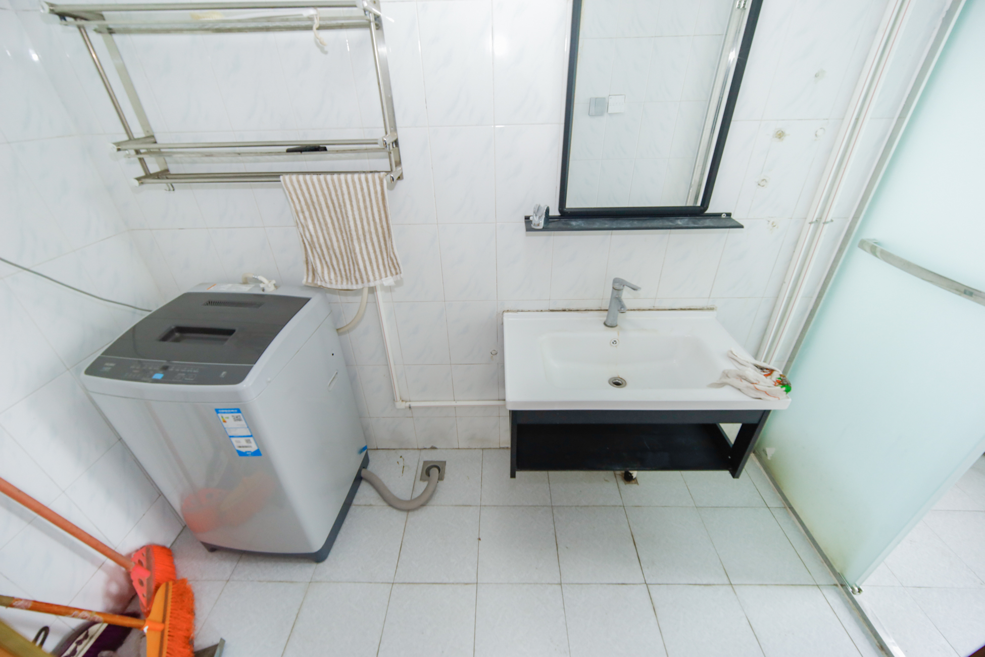 省科学技术研究开发院 5室2厅2卫 138.0万 省科学技术研究开发院 5室2厅2卫 138.0万卫生间