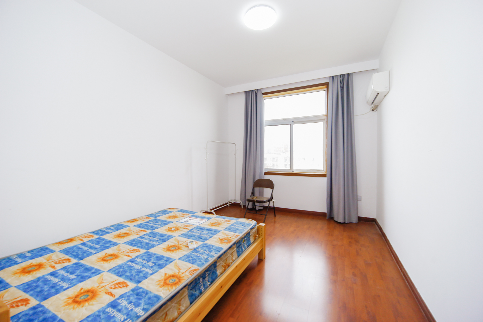 省科学技术研究开发院 5室2厅2卫 138.0万 省科学技术研究开发院 5室2厅2卫 138.0万卧室