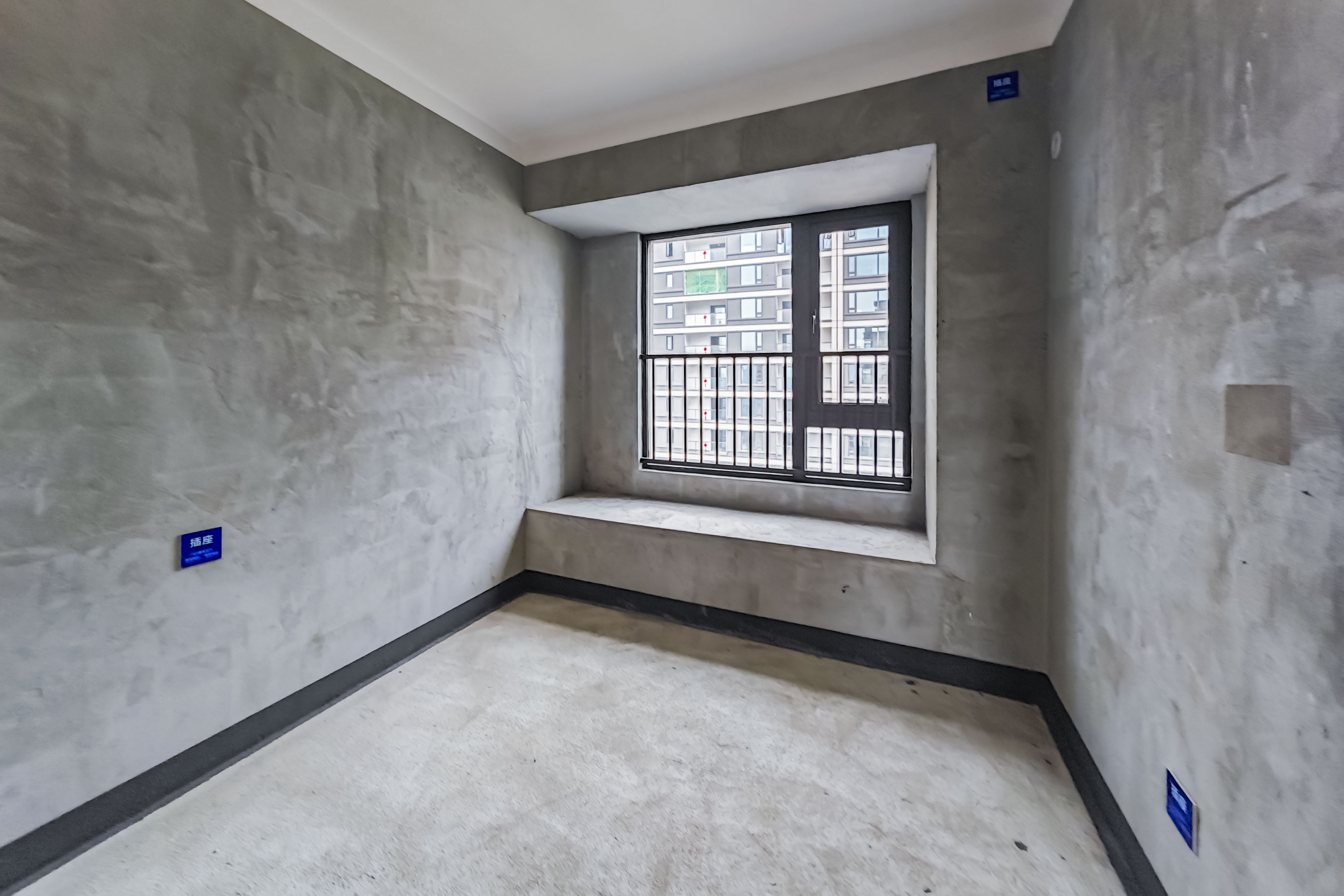 建发玖洲观澜  4室2厅2卫   213.00万其他