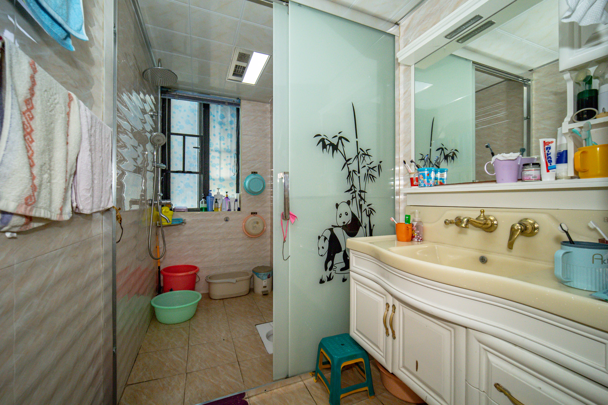 松雅湖金岸 4室2厅2卫 110.0万 松雅湖金岸 4室2厅2卫 110.0万卫生间