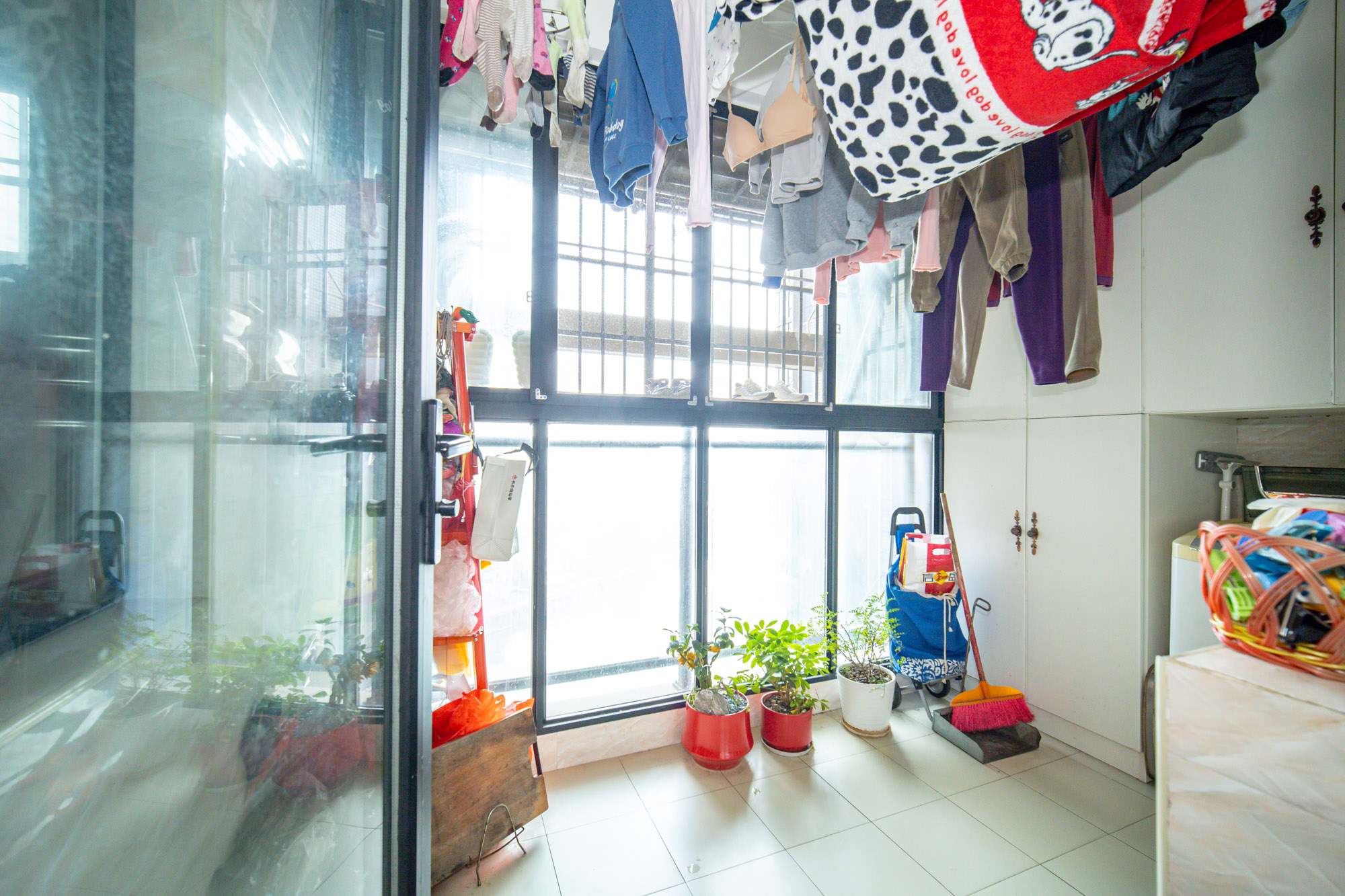 松雅湖金岸 4室2厅2卫 110.0万 松雅湖金岸 4室2厅2卫 110.0万阳台