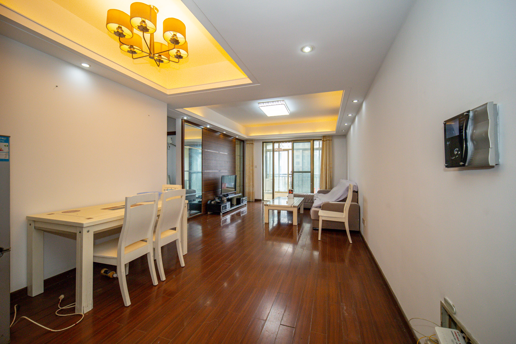 碧桂园威尼斯城 2室2厅1卫 46.8万 碧桂园威尼斯城 2室2厅1卫 46.8万客厅