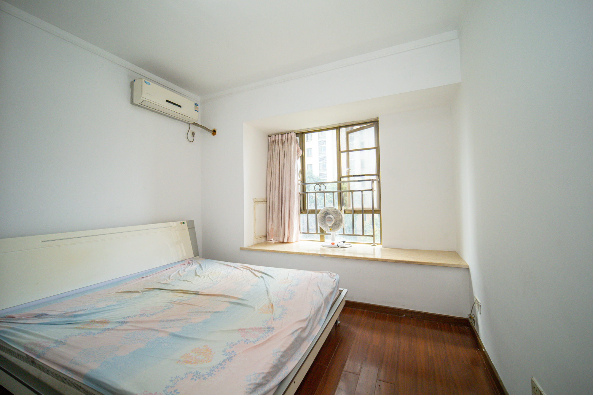 碧桂园威尼斯城 2室2厅1卫 46.8万 碧桂园威尼斯城 2室2厅1卫 46.8万卧室