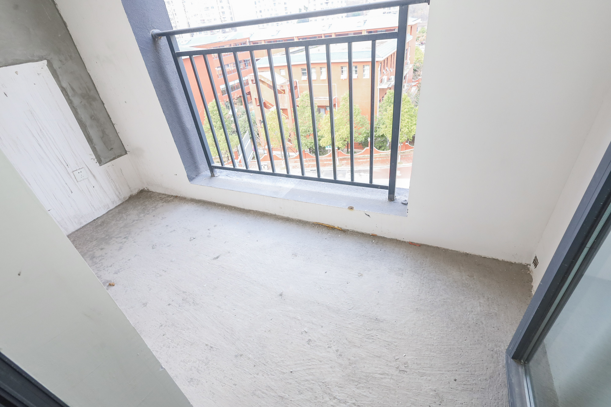 轨道中建麓江府  4室2厅2卫   192.00万其他