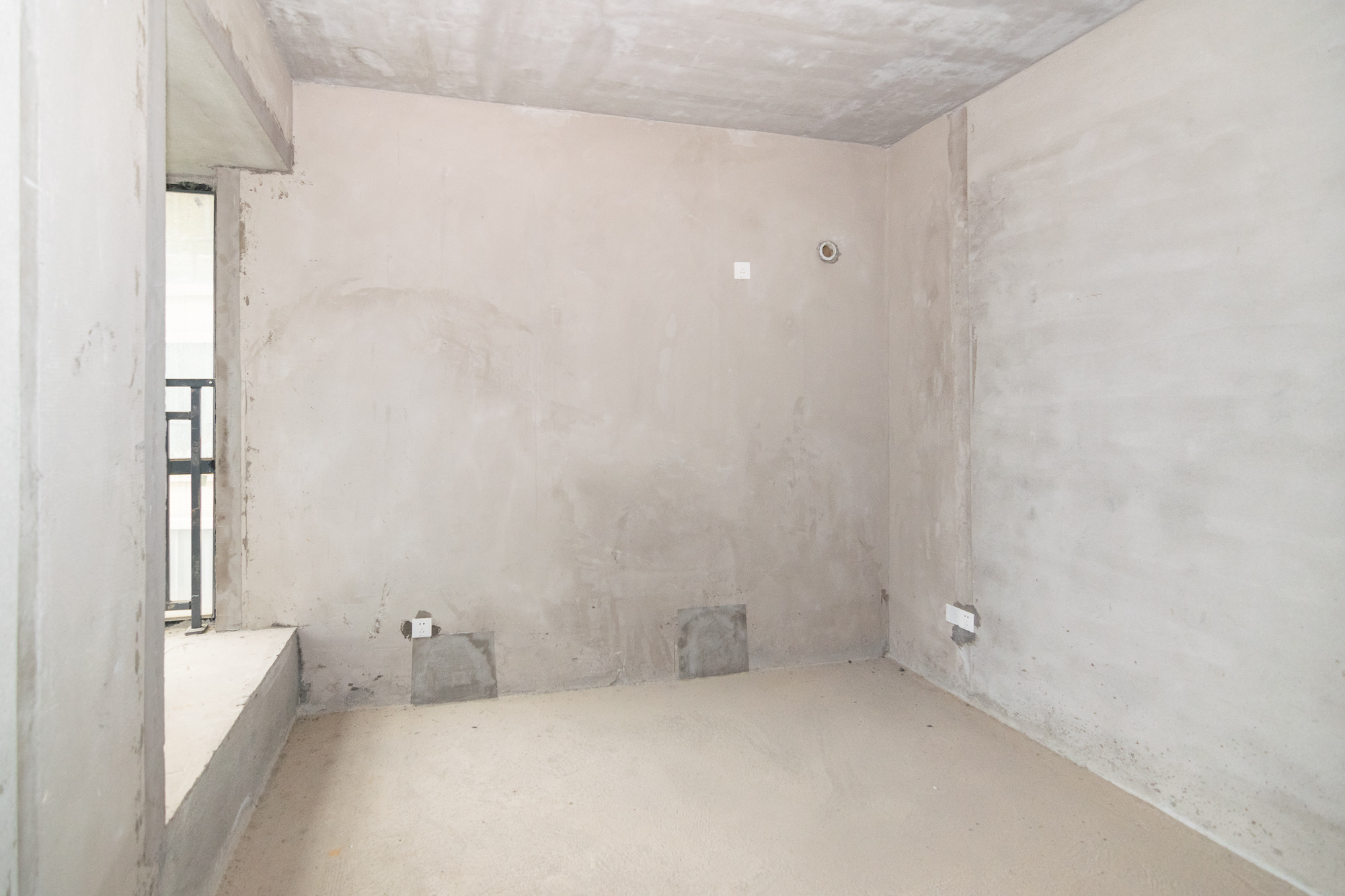 中粮自然天城  4室2厅2卫    86.0万卧室