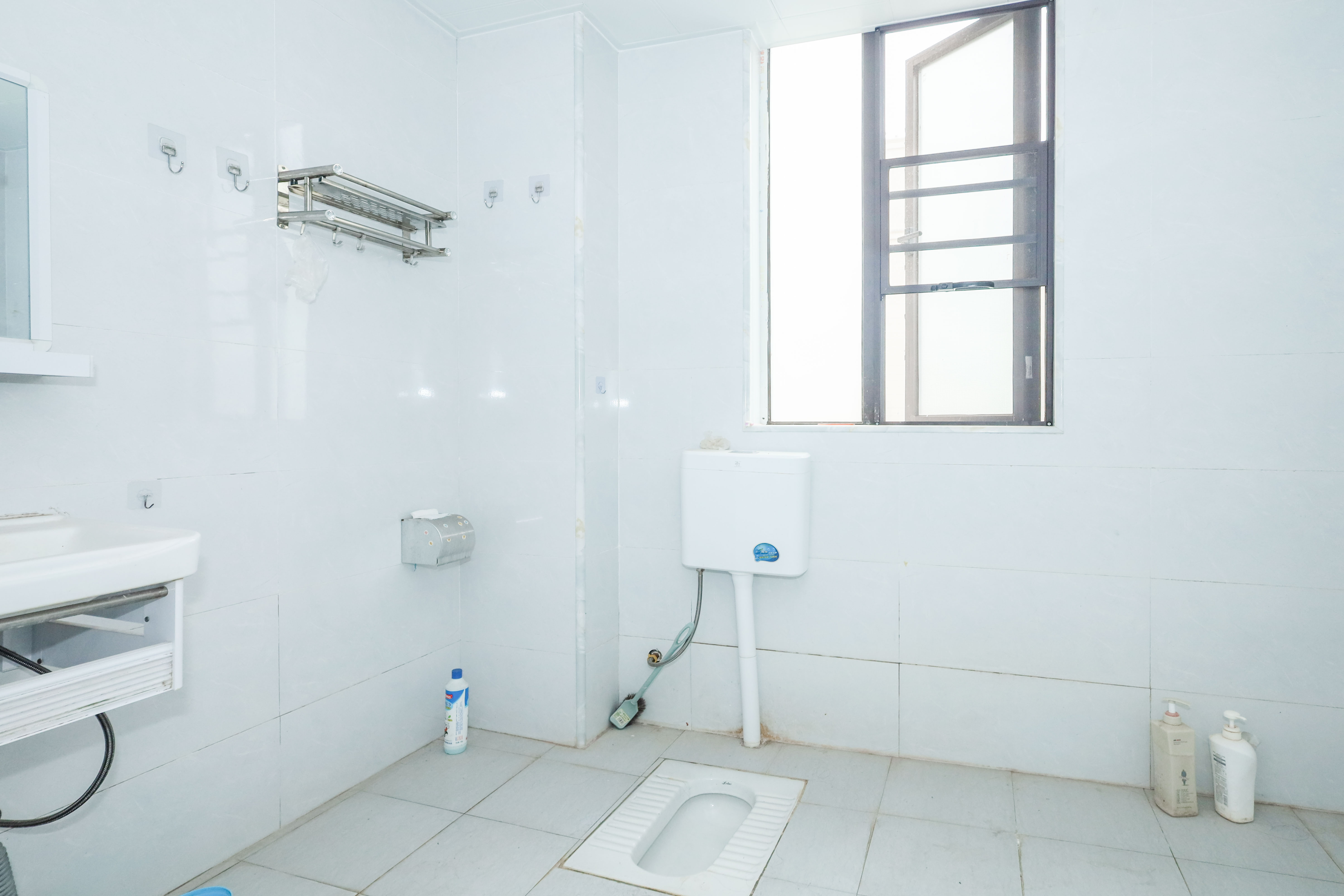 和泓梅溪四季  3室2厅2卫    128.0万 和泓梅溪四季  3室2厅2卫    128.0万卫生间