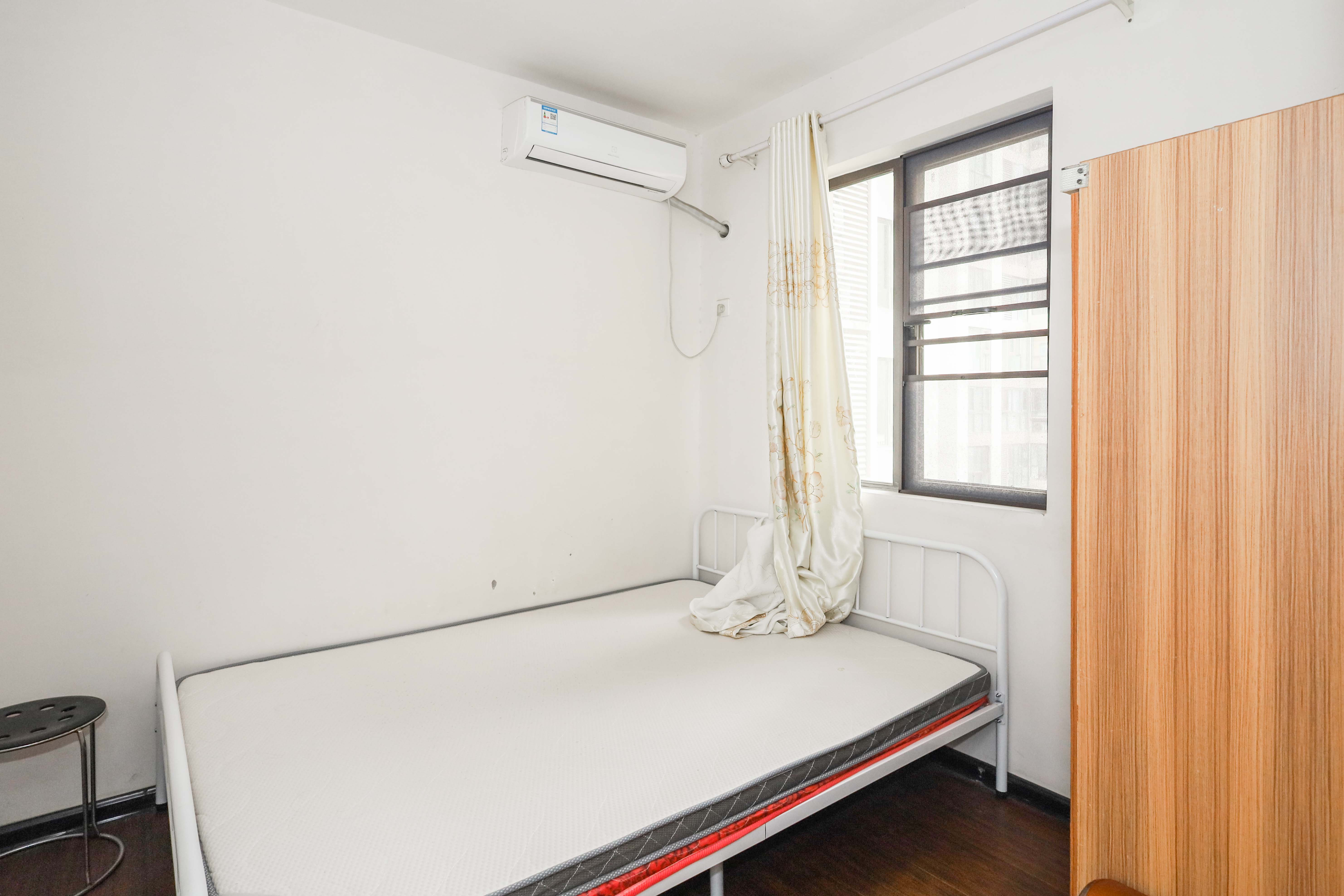 和泓梅溪四季  3室2厅2卫    128.0万 和泓梅溪四季  3室2厅2卫    128.0万卧室