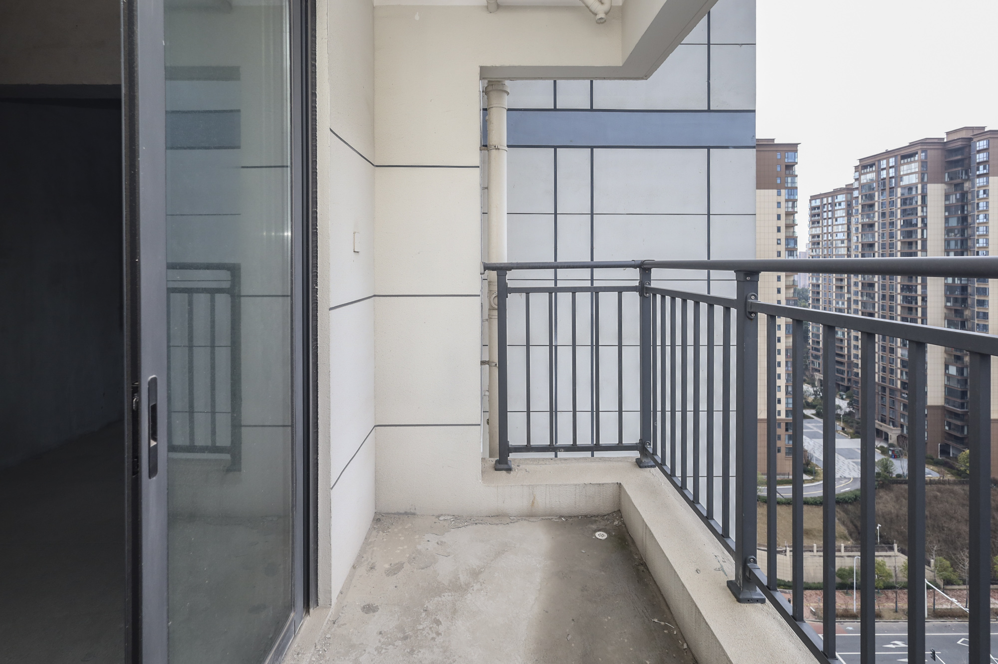 长沙北中心保利时代A区 4室2厅2卫 100.0万 长沙北中心保利时代A区 4室2厅2卫 100.0万阳台