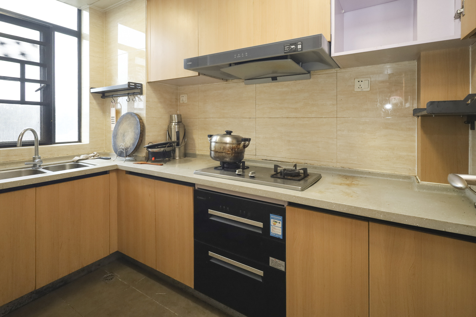 幸福考拉789 3室2厅2卫 78.0万 幸福考拉789 3室2厅2卫 78.0万厨房