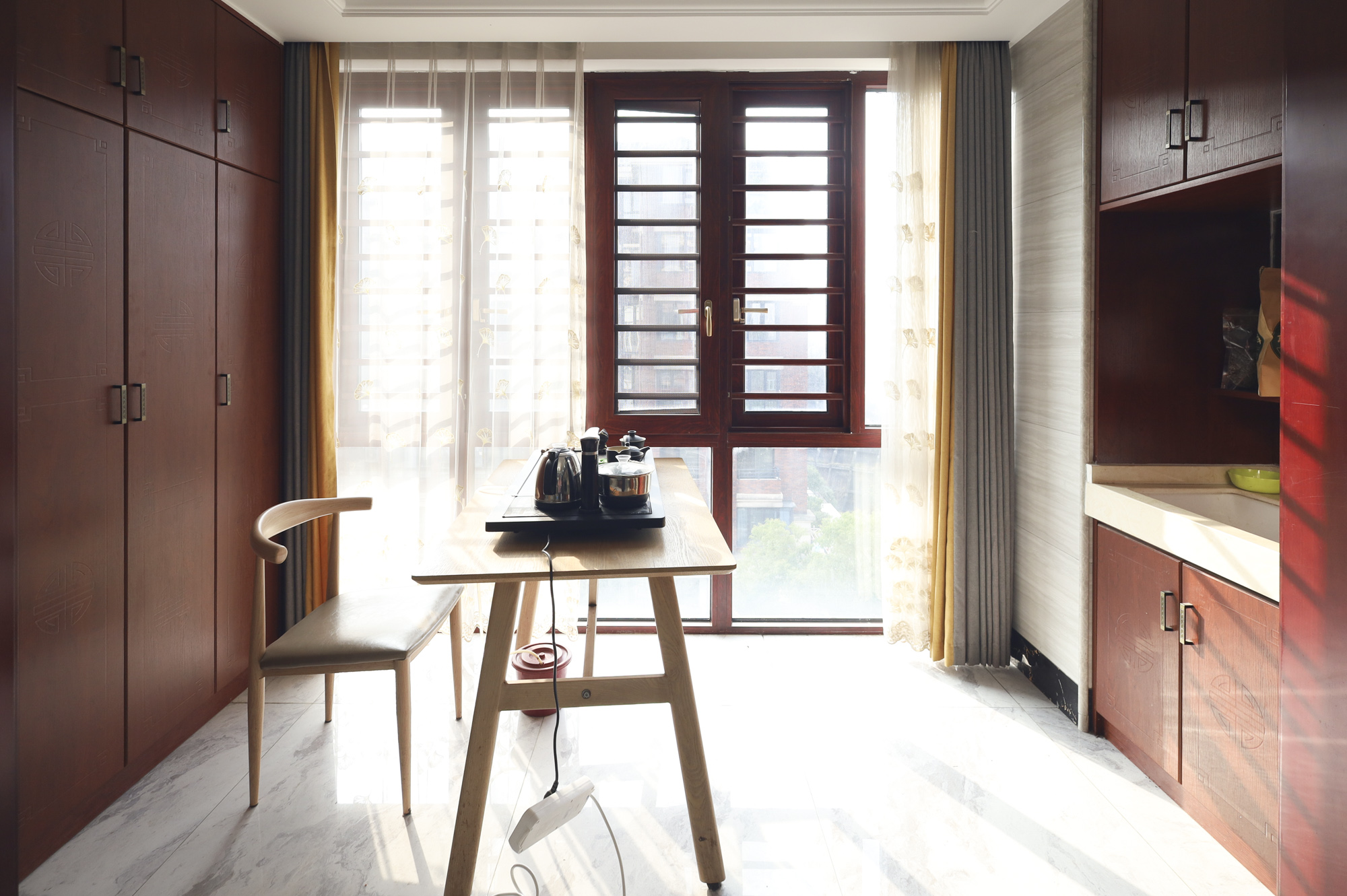 顺天御岭 4室1厅2卫 130.0万 顺天御岭 4室1厅2卫 130.0万阳台