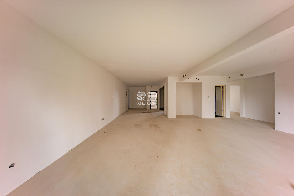 建投象山国际  3室2厅2卫   200.00万
