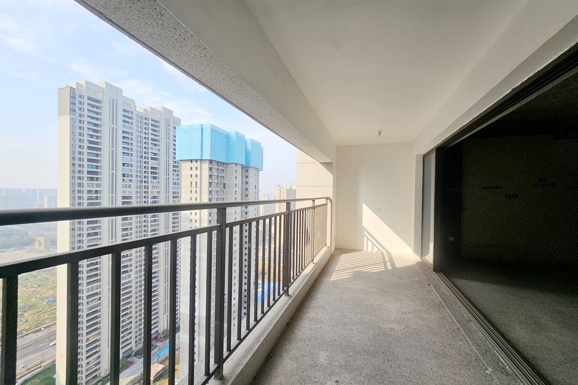 阳光城尚东湾嘉林苑 4室2厅2卫 136.0万 阳光城尚东湾嘉林苑 4室2厅2卫 136.0万其他