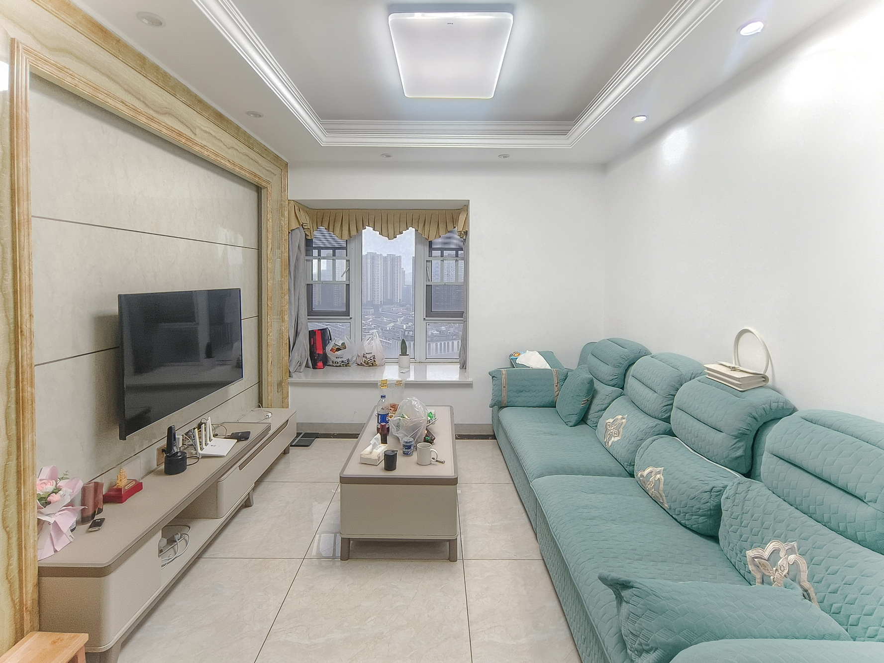 荣盛花语城 3室2厅1卫 66.0万 荣盛花语城 3室2厅1卫 66.0万客厅