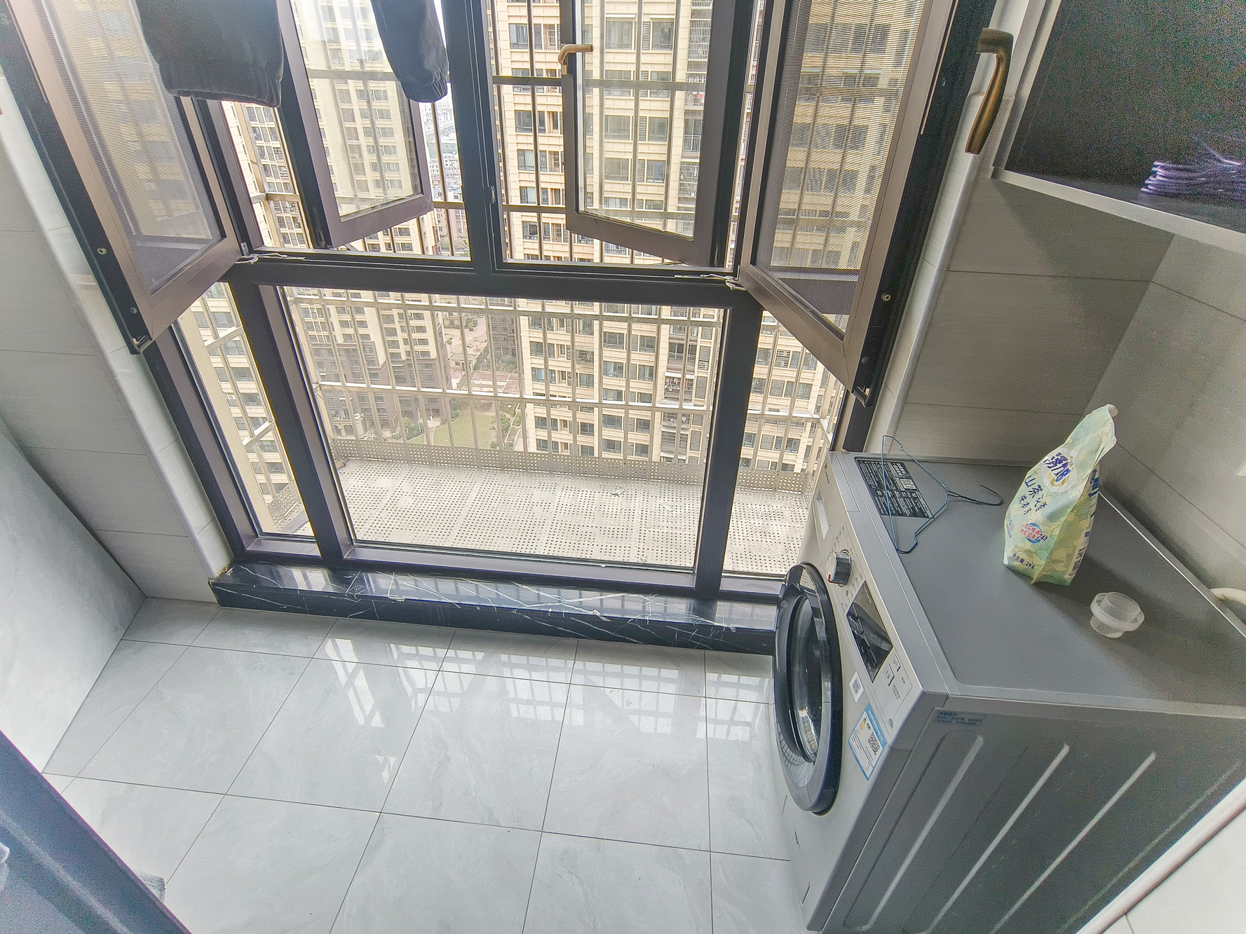 星城春晓 3室2厅2卫 85.0万 星城春晓 3室2厅2卫 85.0万阳台