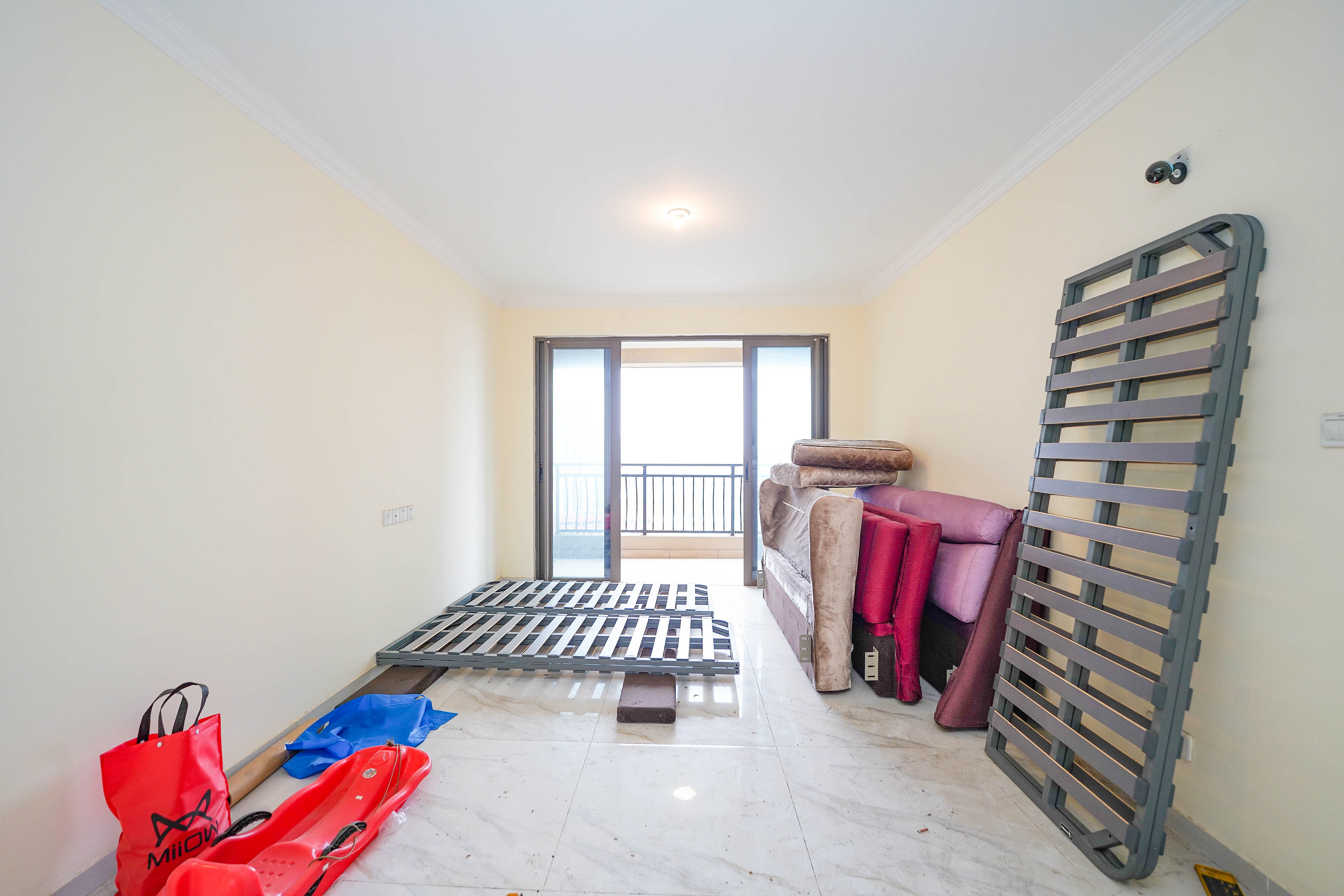 碧桂园公园壹号(凯怡茗苑)  3室2厅1卫    57.0万 碧桂园公园壹号(凯怡茗苑)  3室2厅1卫    57.0万