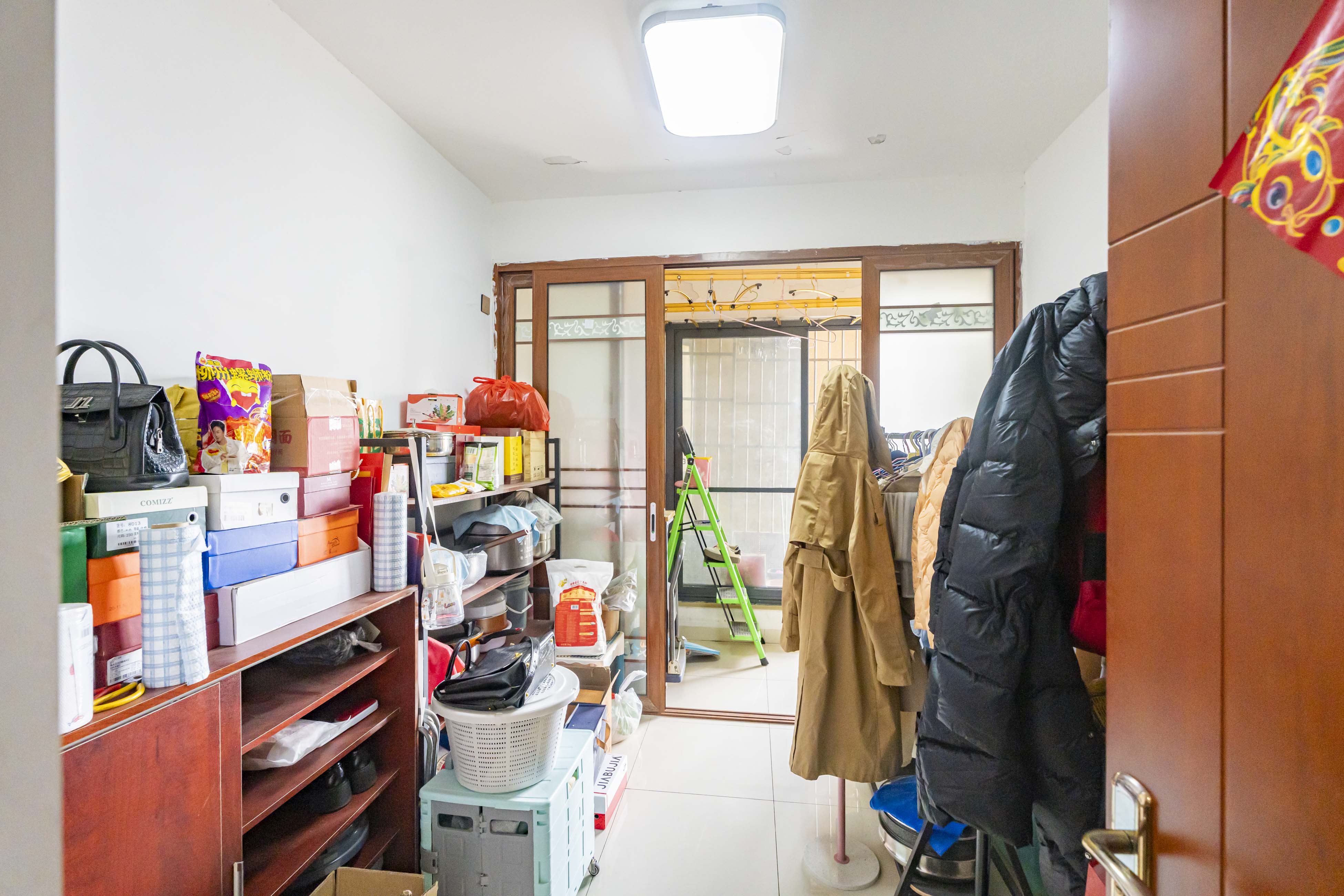 悦湖山  3室2厅1卫    92.0万 悦湖山  3室2厅1卫    92.0万卧室