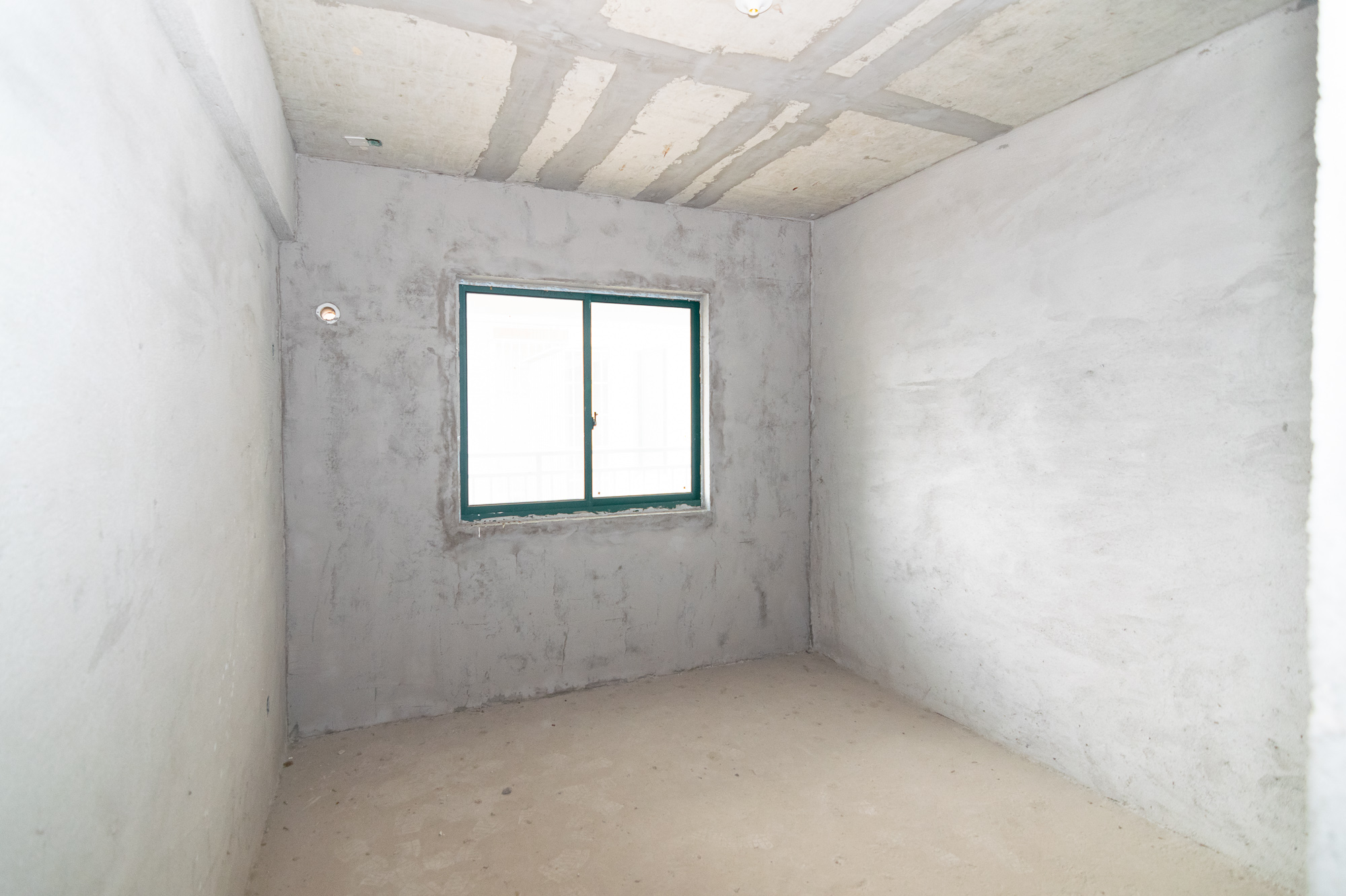 红建滨水铭城 4室2厅2卫 63.0万 红建滨水铭城 4室2厅2卫 63.0万卧室