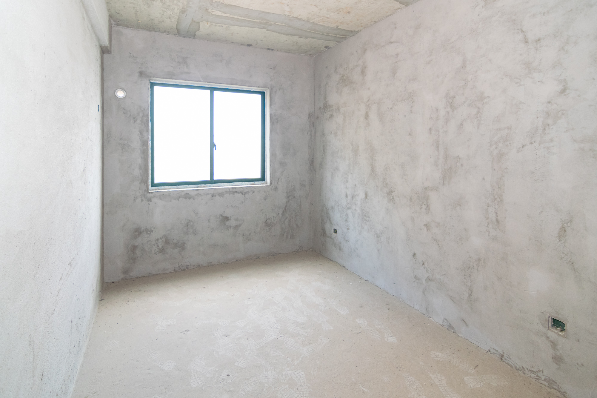 红建滨水铭城 4室2厅2卫 63.0万 红建滨水铭城 4室2厅2卫 63.0万卧室