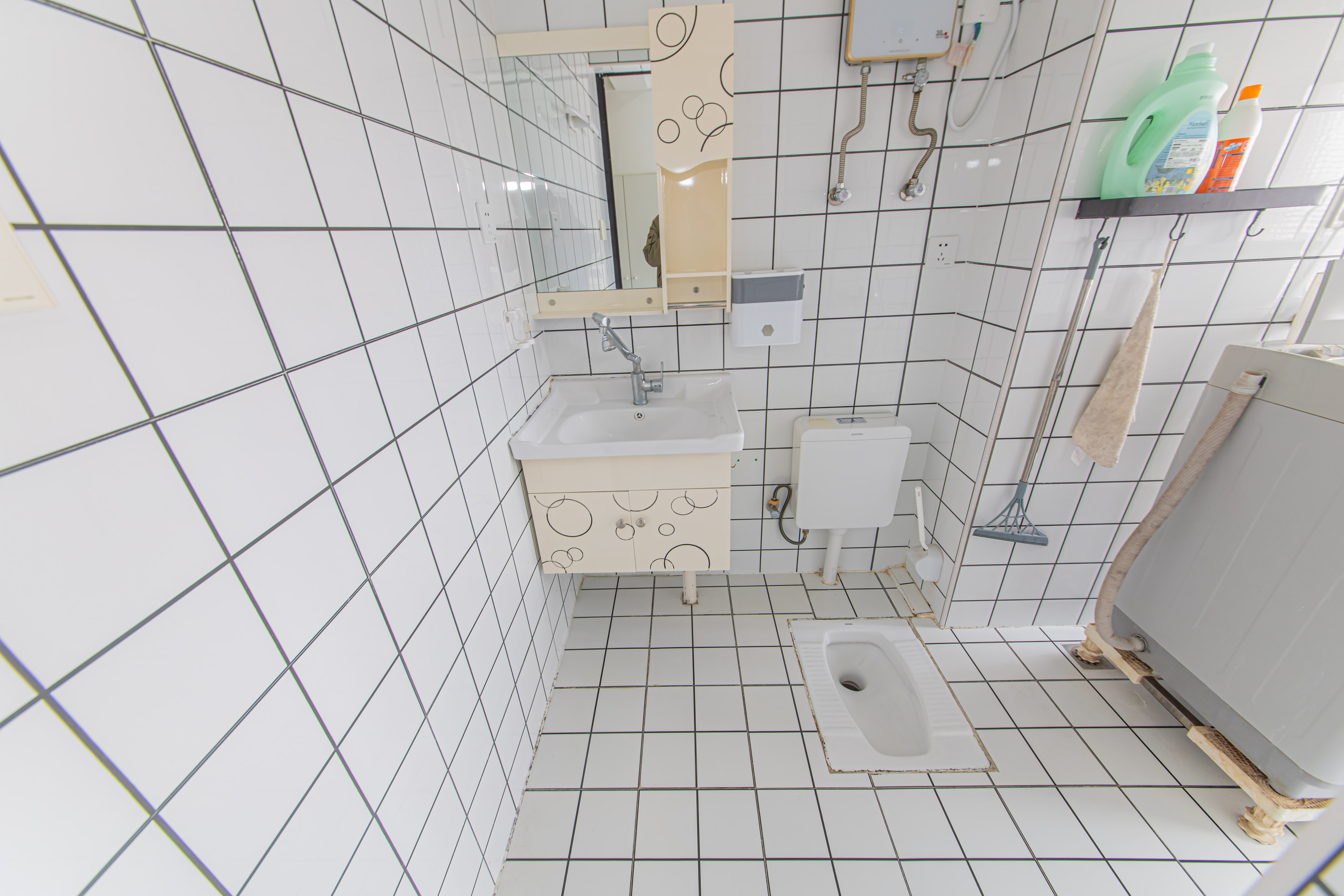 中建芙蓉嘉苑  1室1厅1卫   36.80万卫生间